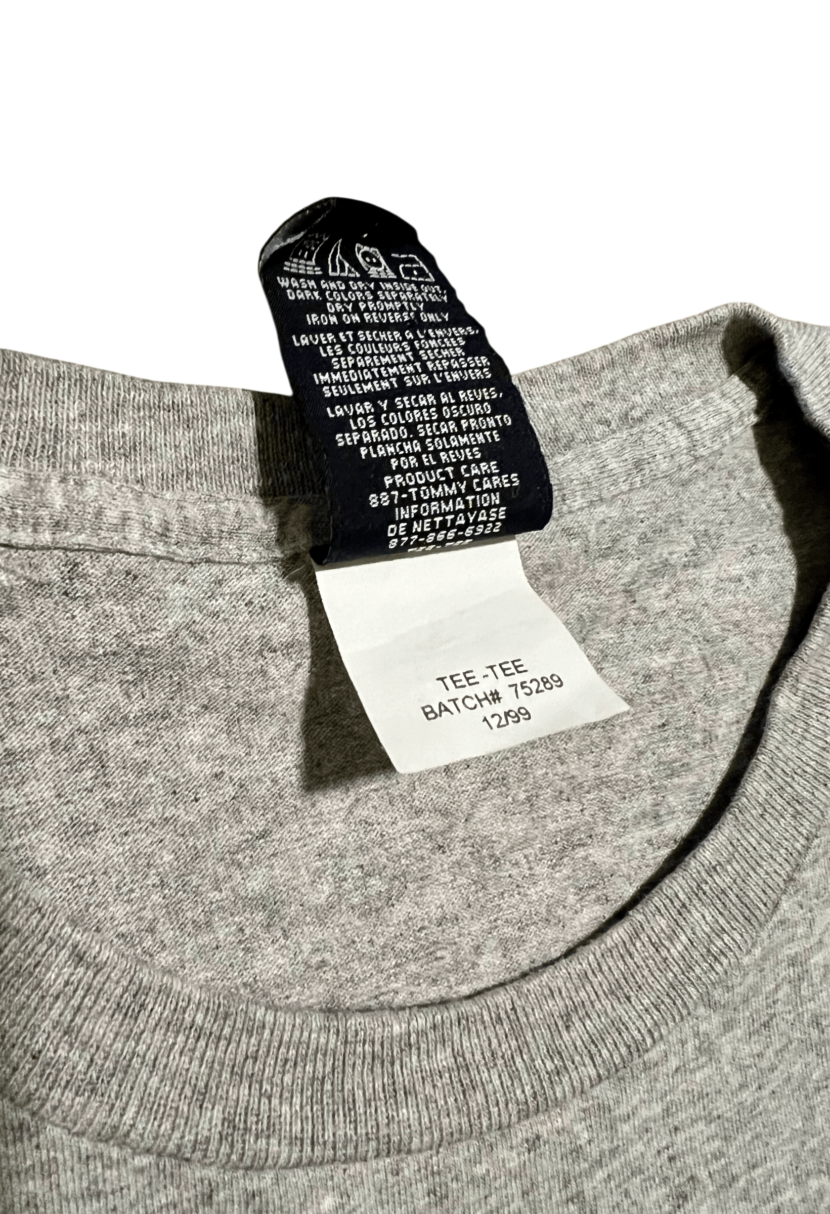 Tommy Hilfiger Tommy Hilfiger Vintage 1999 Made In USA Gray Graphic T-Shirt Size US M / EU 48-50 / 2 - 4 Thumbnail