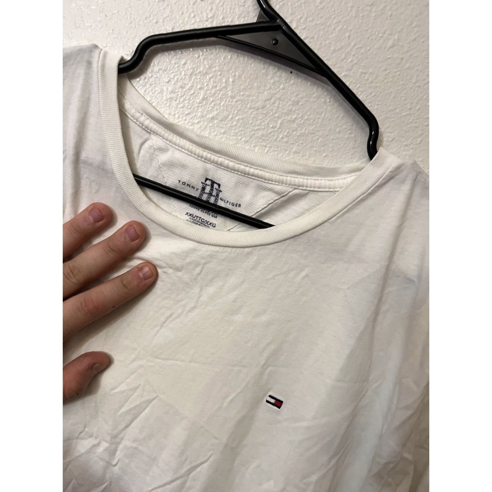 Tommy Hilfiger VINTAGE Tommy Hilfiger T-Shirt Shirt Adult XXL White Logo Crew Neck Short Sleeve Men 2XL White Mens Size US XXL / EU 58 / 5 - 2 Thumbnail