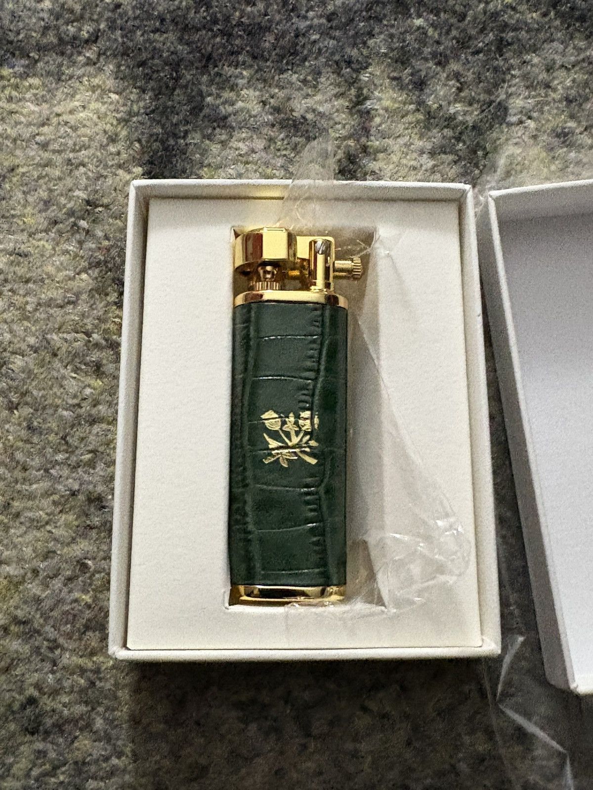 Aime Leon Dore Queens Crest Engraved Lighter Crocadile