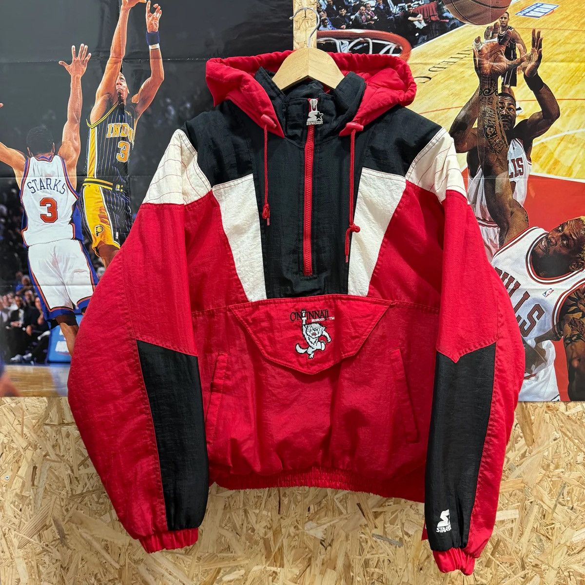 Starter Vintage Cincinnati Bearcats Starter Pullover Puffer Jacket Size US S / EU 44-46 / 1 - 2 Thumbnail