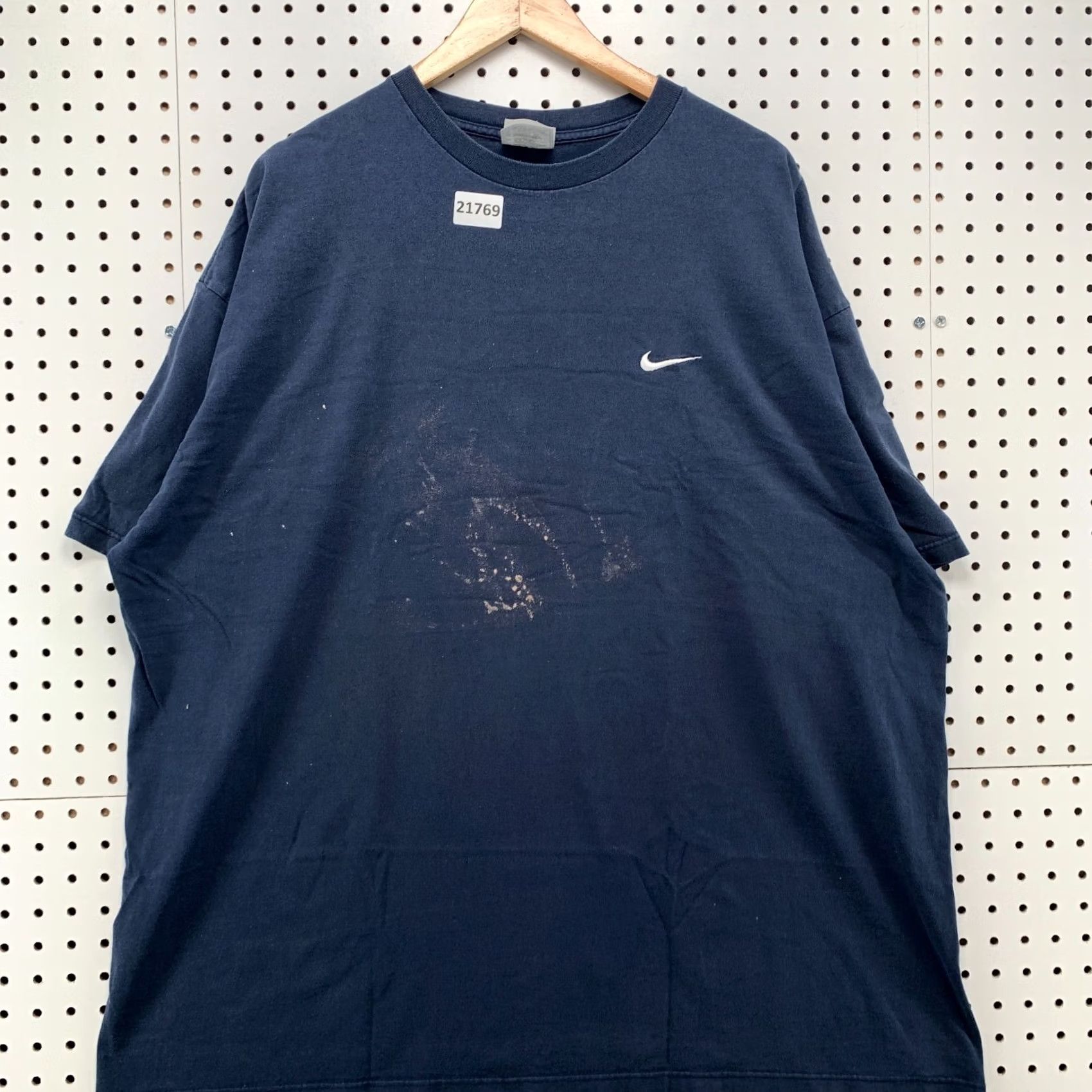 Nike VINTAGE Nike Shirt 2XL Adult Navy White Embroidered Swoosh 90s USA Shirt Mens Size US XXL / EU 58 / 5 - 2 Thumbnail