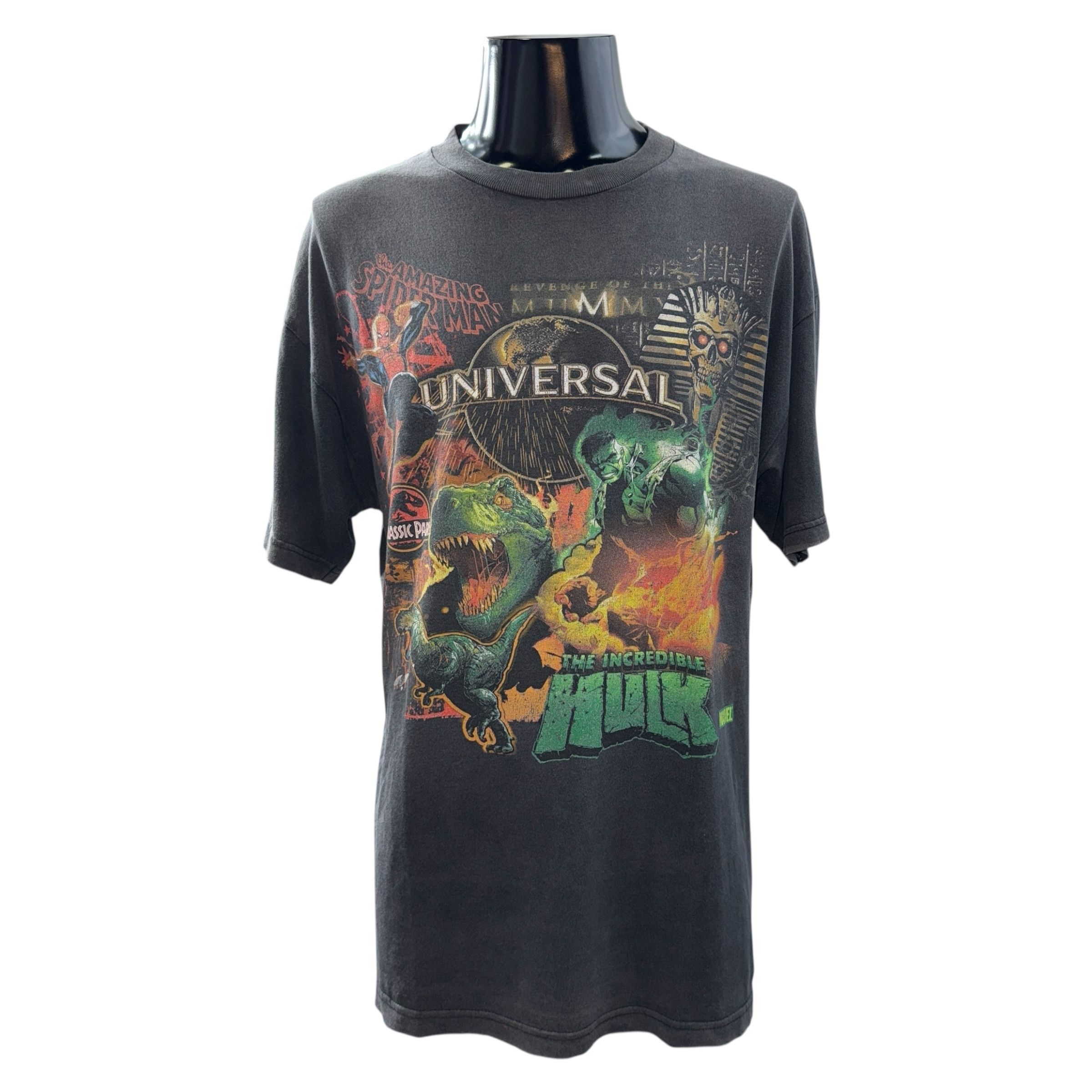 Vintage UNIVERSAL T-Shirt Size XL Size US XL / EU 56 / 4 - 1 Thumbnail
