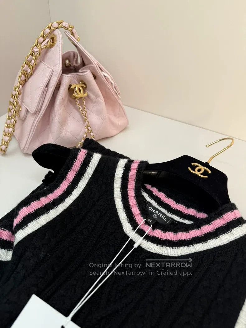 Chanel Chanel College-style cashmere dress Size XXS / US 00 / IT 34 - 4 Thumbnail