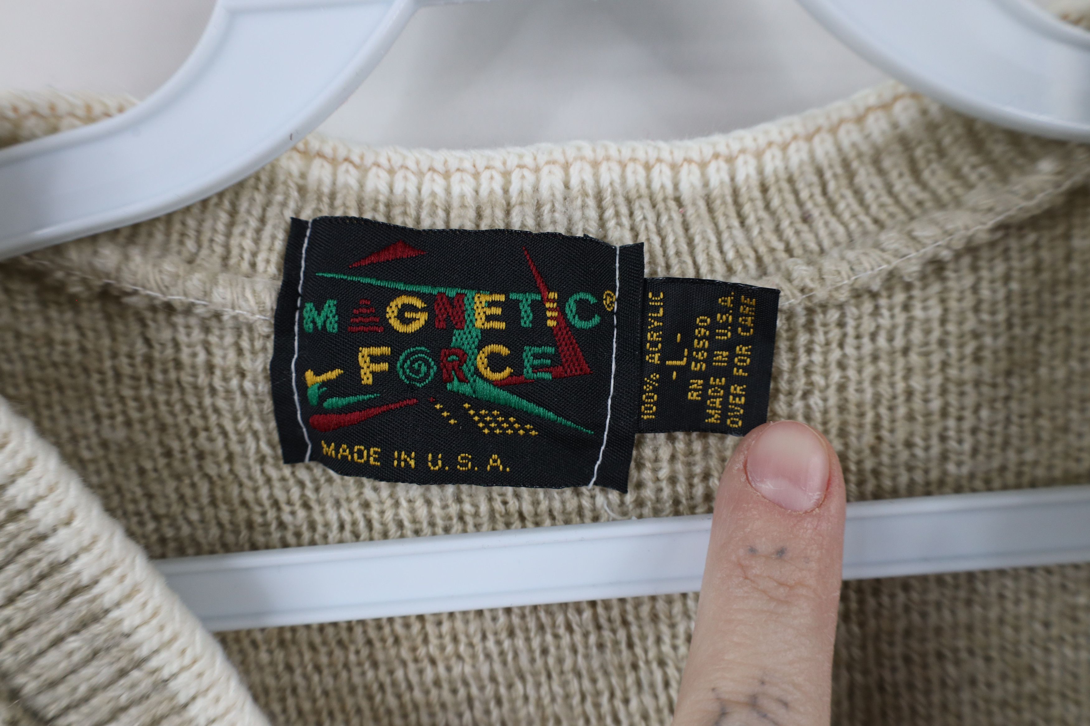 Vintage Vintage 90s Streetwear Ribbed Knit V-Neck Sweater Vest USA Size US L / EU 52-54 / 3 - 4 Thumbnail