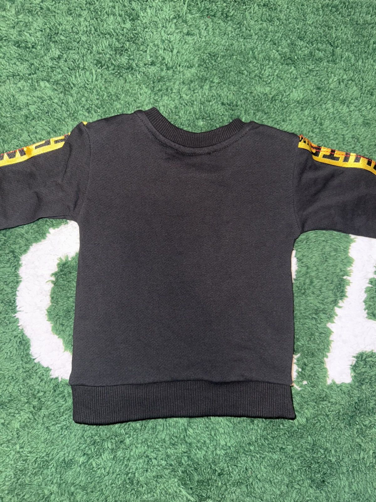 Off-White Kids OffWhite Crewneck 6-9 Months Size US XXS / EU 40 - 5 Thumbnail