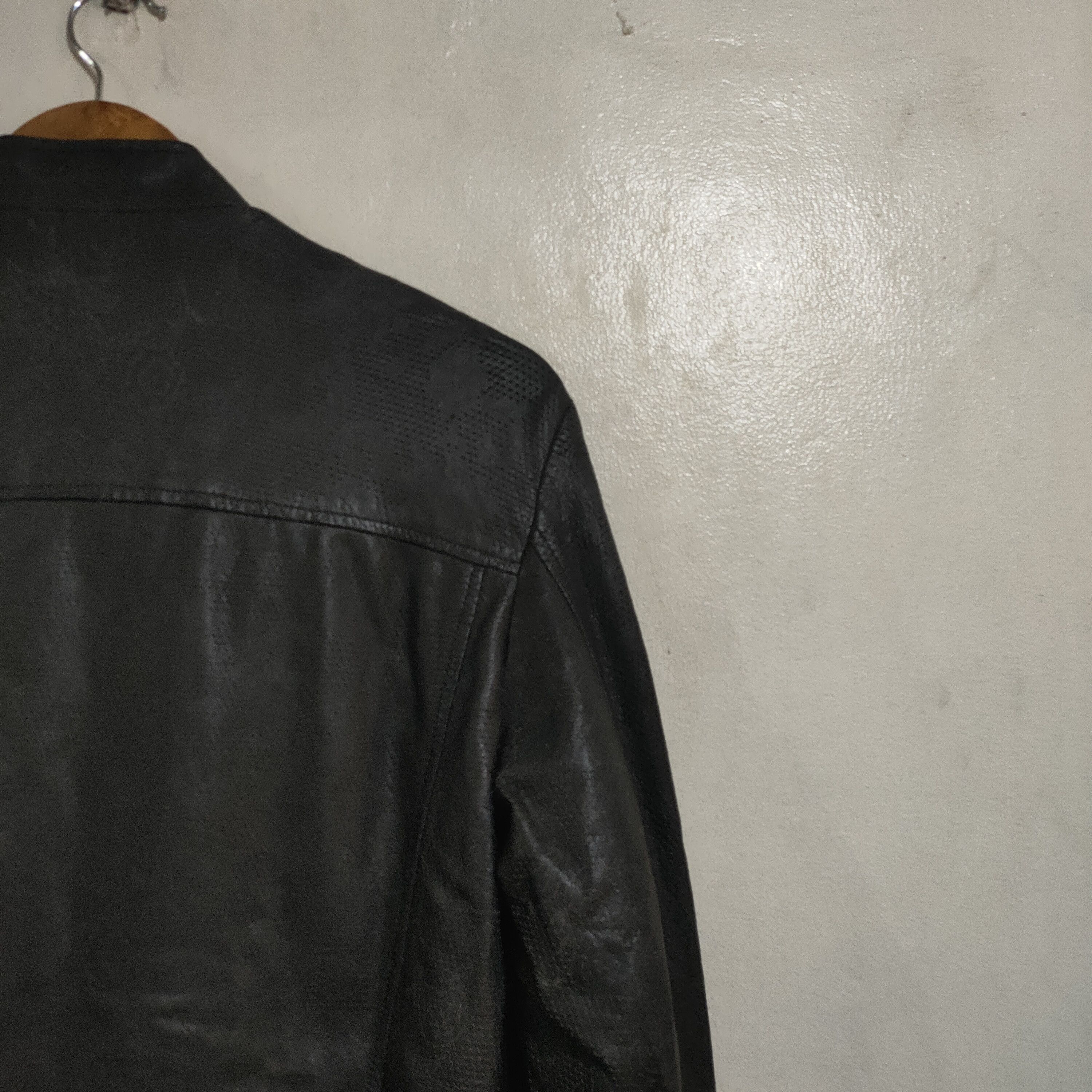 Emporio Armani Emporio Armani Size US M / EU 48-50 / 2 - 15 Thumbnail
