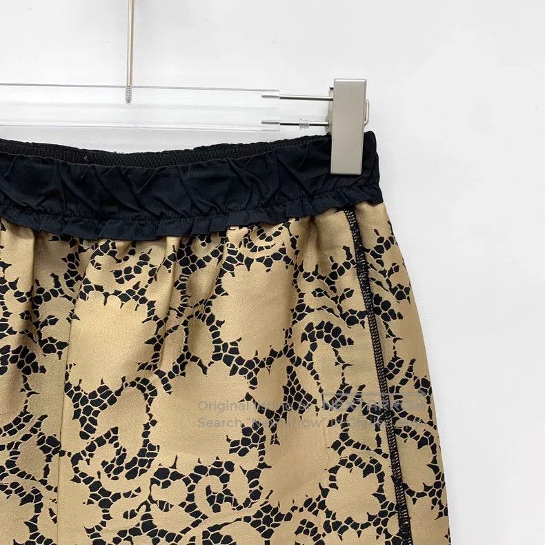Louis Vuitton Louis Vuitton Brown cut-out floral casual skirt Size 35" - 3 Thumbnail