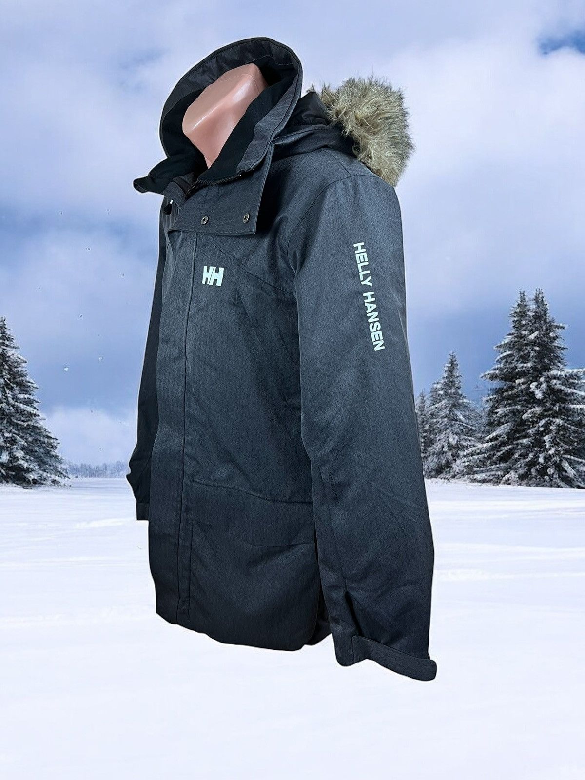 Helly Hansen Helly Hansen Ski Jacket perfect condition size S Size US S / EU 44-46 / 1 - 5 Thumbnail