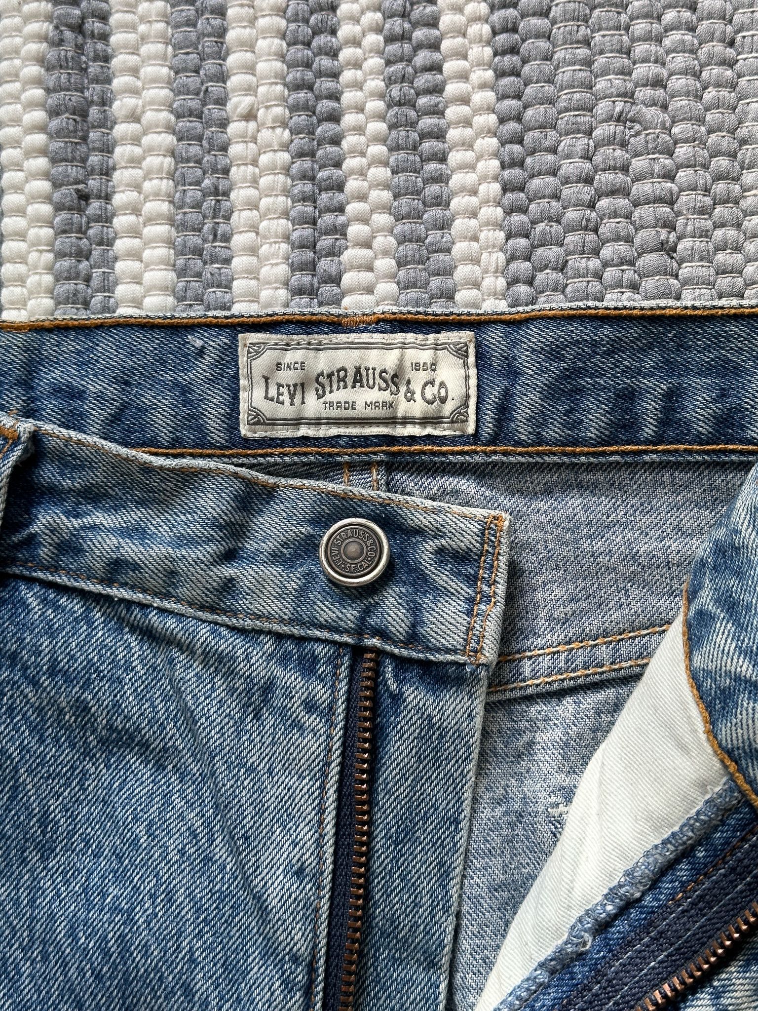 Levi's Vintage Levis 726 Blue Denim Jeans Silver Tab Size US 36 / EU 52 - 7 Thumbnail