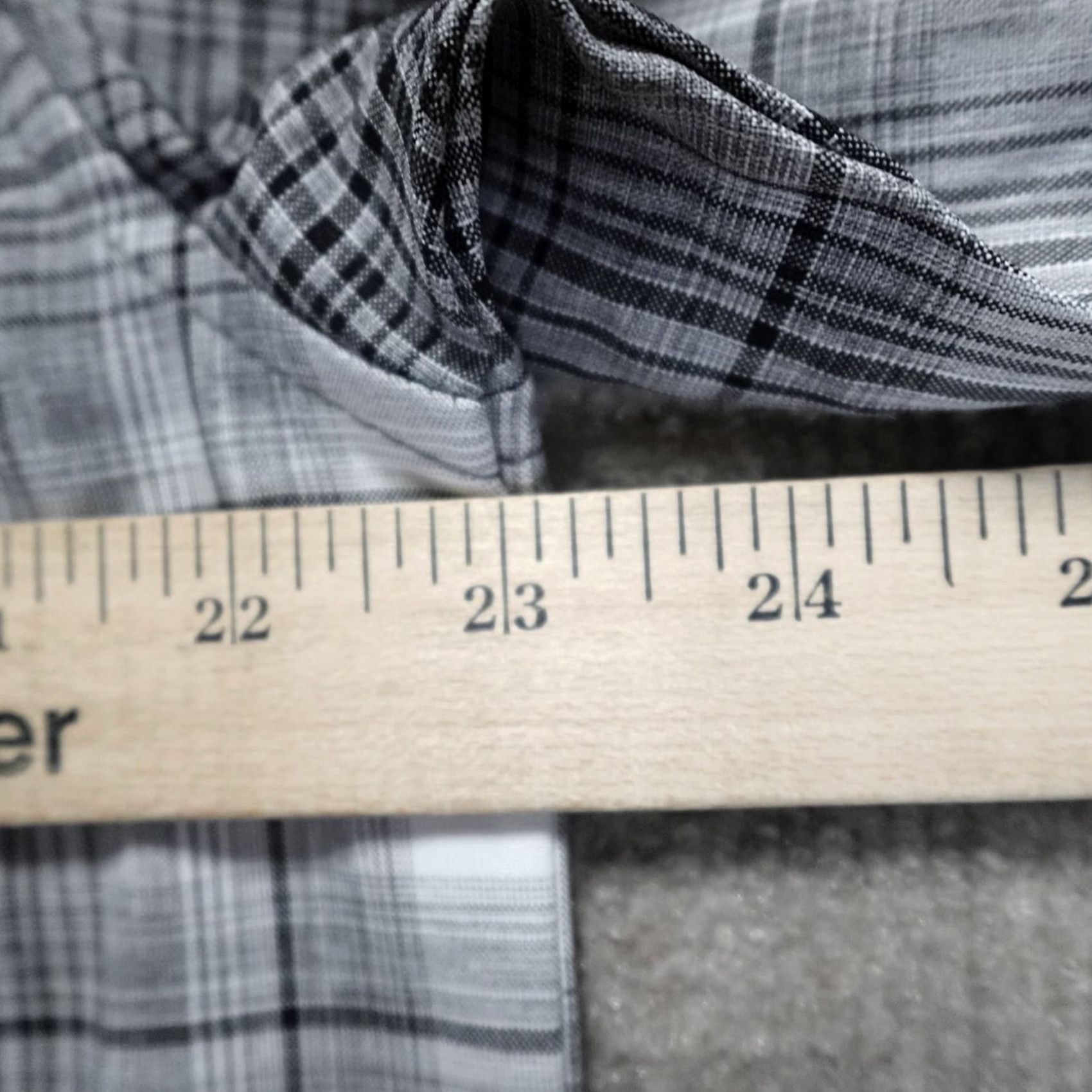 Orvis Orvis Mens Shirt Large Gray Plaid Performance Outdoors Shirt Button-Up Short Sleeve Gray Plaid Mens Home Outdoor Fish Career Mens Size US L / EU 52-54 / 3 - 7 Thumbnail