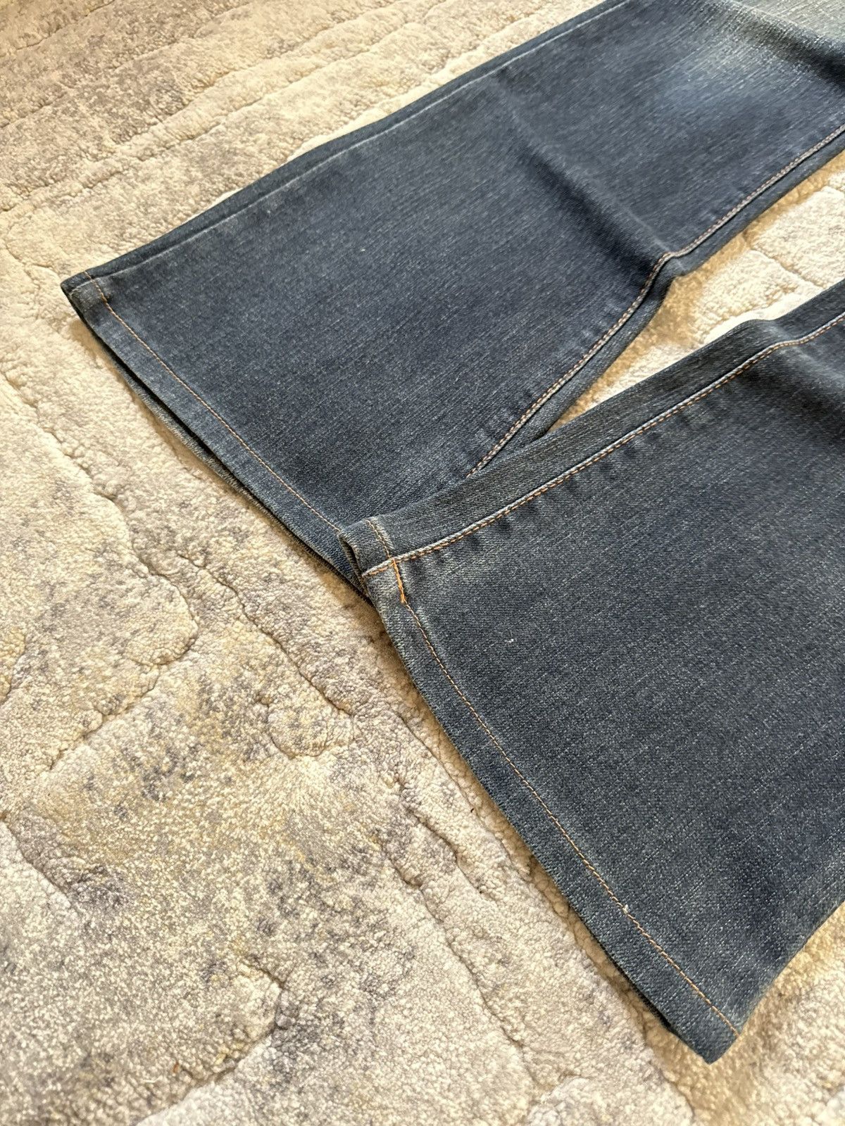 Tornado Mart Tornado Mart Style Studded Tribal Trim Pocket Flared Jeans Size US 27 - 11 Thumbnail