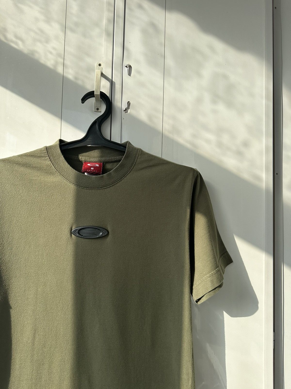 Oakley Vintage Oakley T-shirt 3D Centre Logo Size US S / EU 44-46 / 1 - 4 Thumbnail