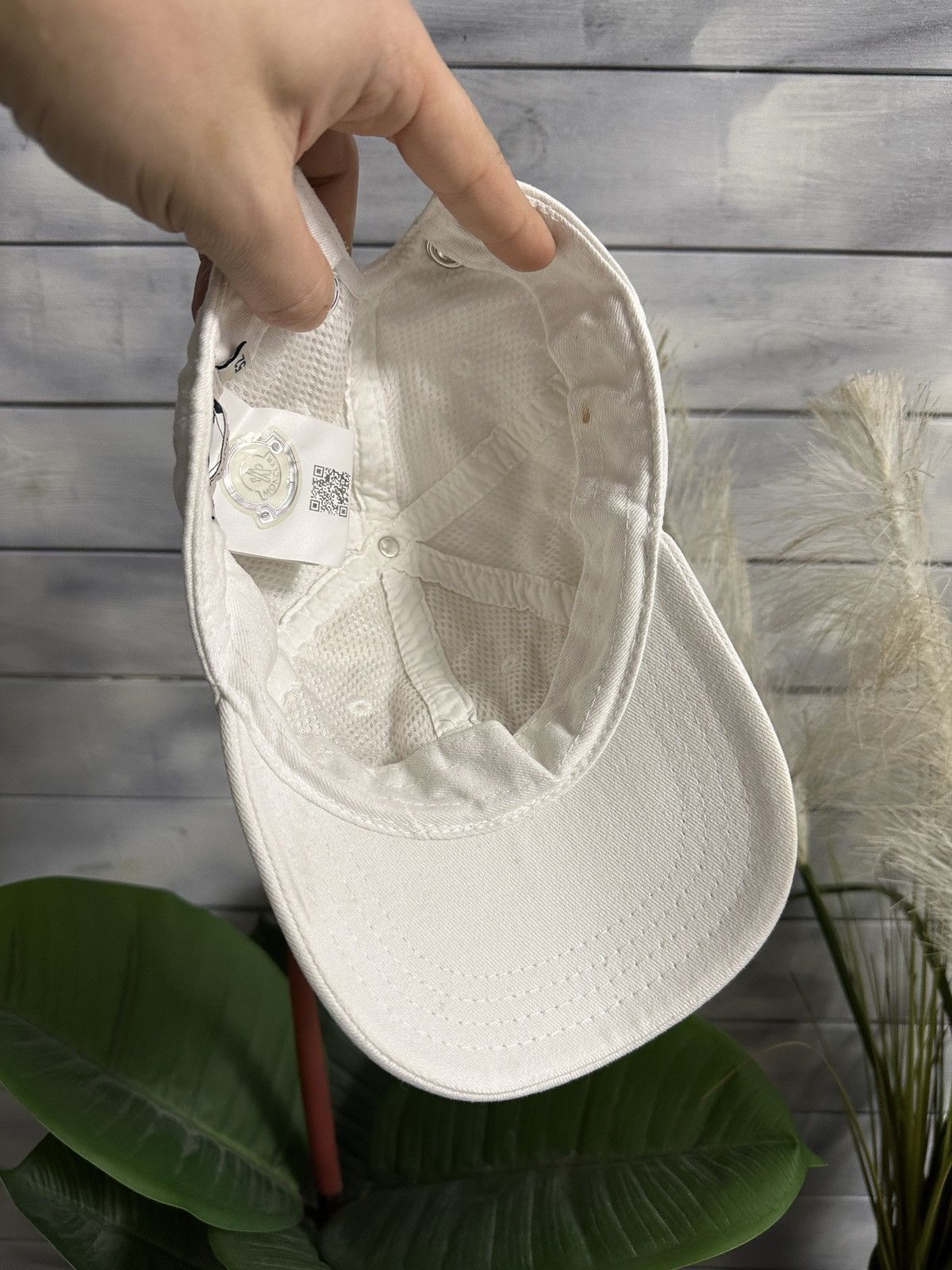 Moncler Luxury Kids Cap Moncler Size 52(Kids) Size ONE SIZE - 5 Thumbnail
