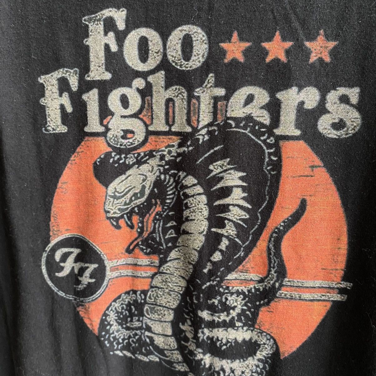 Band Tees Vintage Foo Fighters Big Graphic Logo rock band rare tee Size US M / EU 48-50 / 2 - 3 Thumbnail