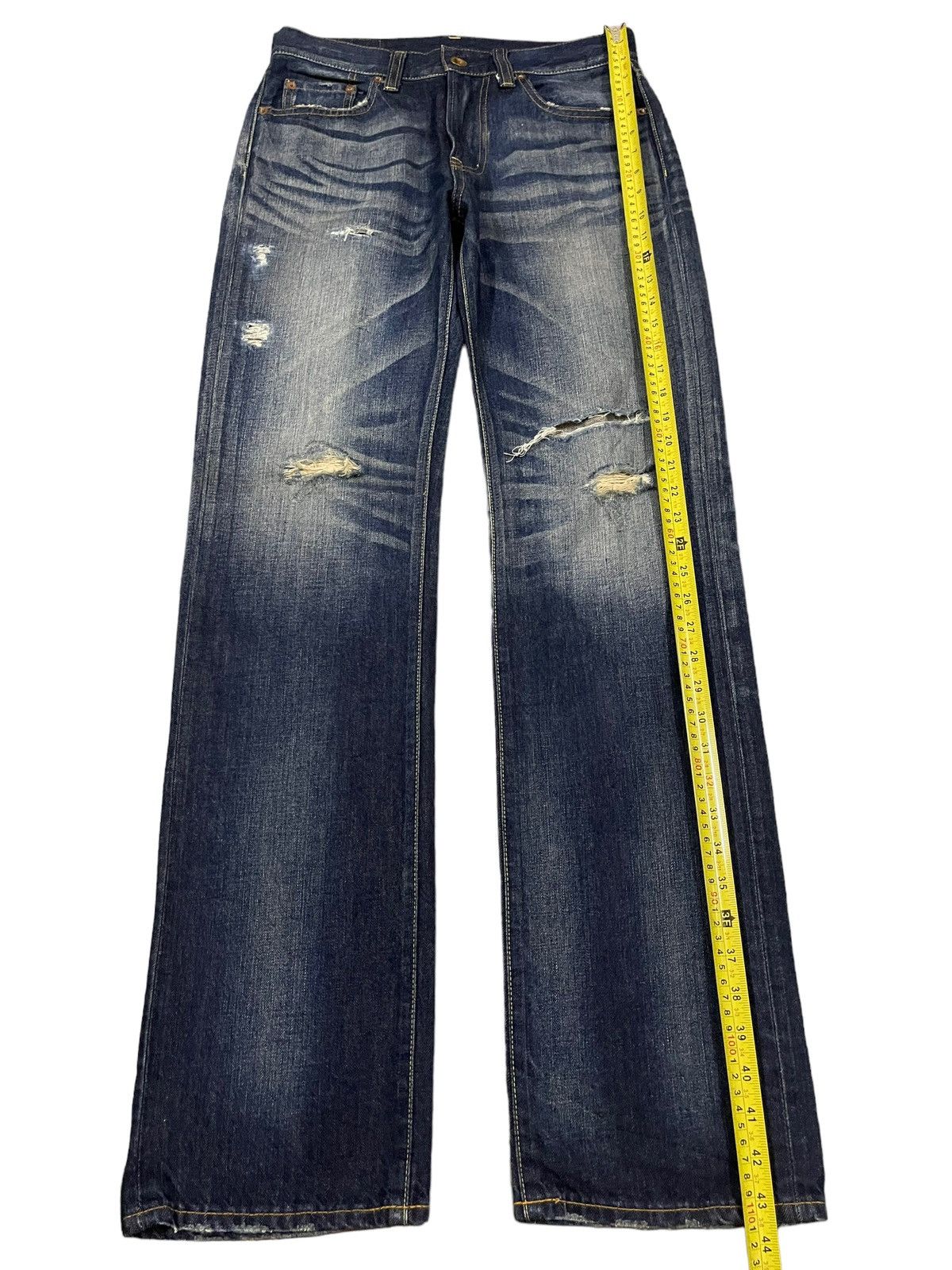 Jun Takahashi Vintage Japanese Uniqlo Blue Wash Distress Loose Jeans Size US 30 / EU 46 - 10 Thumbnail