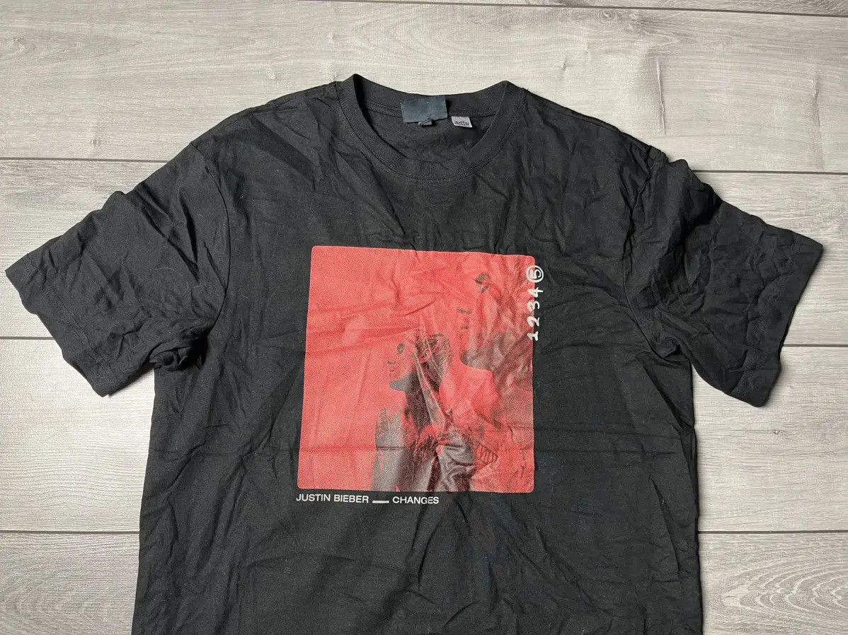 Justin Bieber Justin bieber changes T-shirt size Large Size US L / EU 52-54 / 3 - 3 Thumbnail