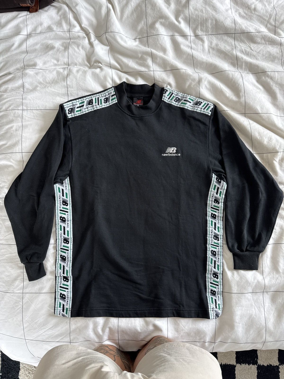 New Balance 80s 90s New Balance EEC Made Sweatshirt Logo Tape Black Size US L / EU 52-54 / 3 - 1 Thumbnail