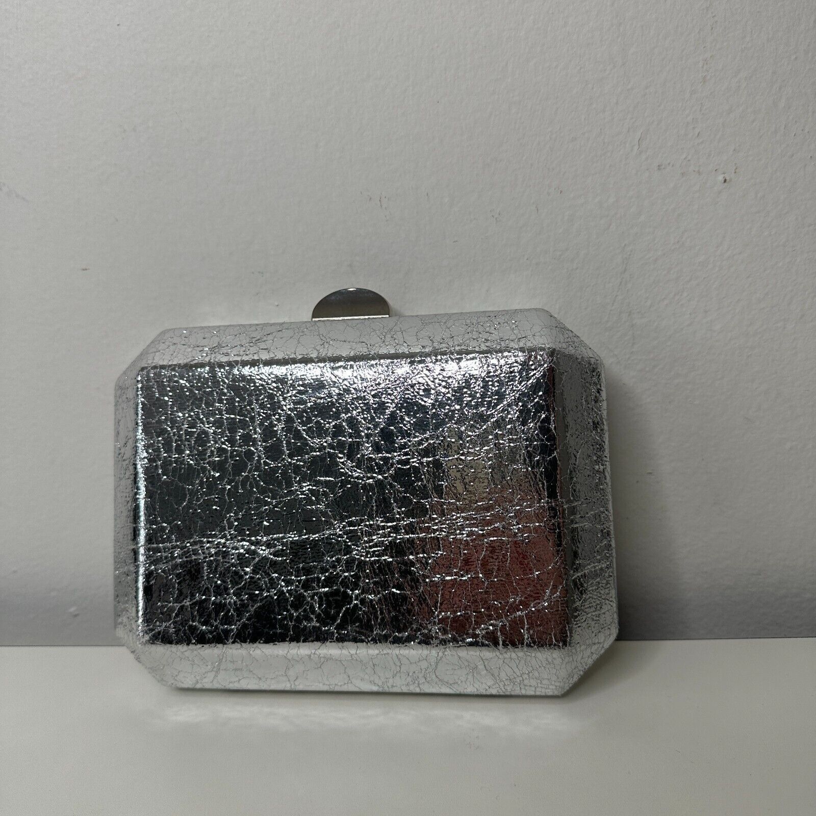 Other Lulu's Silver Metallic Box Snap Clutch Purse & Chain Strap Size ONE SIZE - 3 Thumbnail
