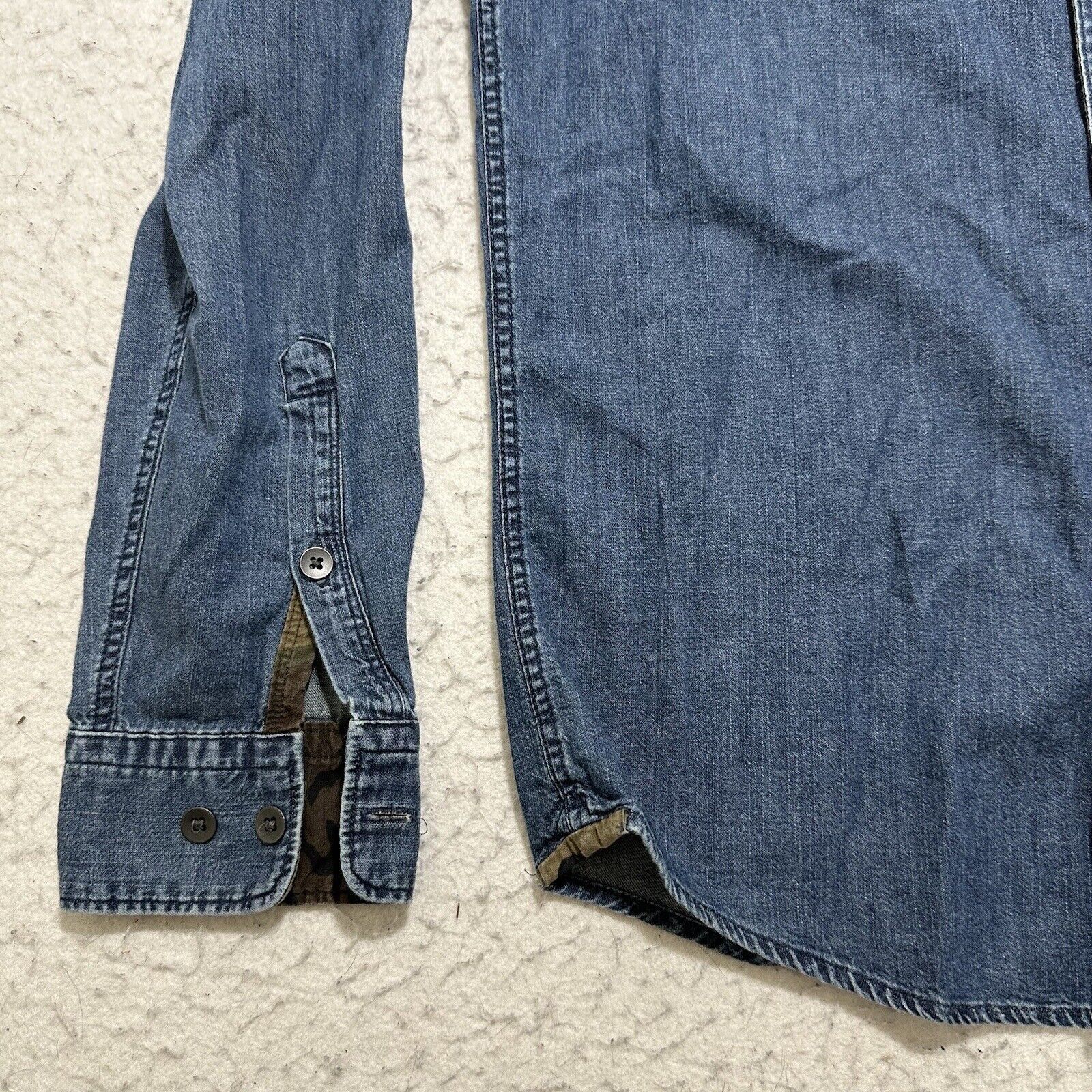 Express Express Small Blue Denim Button Down Shirt Green Camo Pocket Size US S / EU 44-46 / 1 - 6 Thumbnail