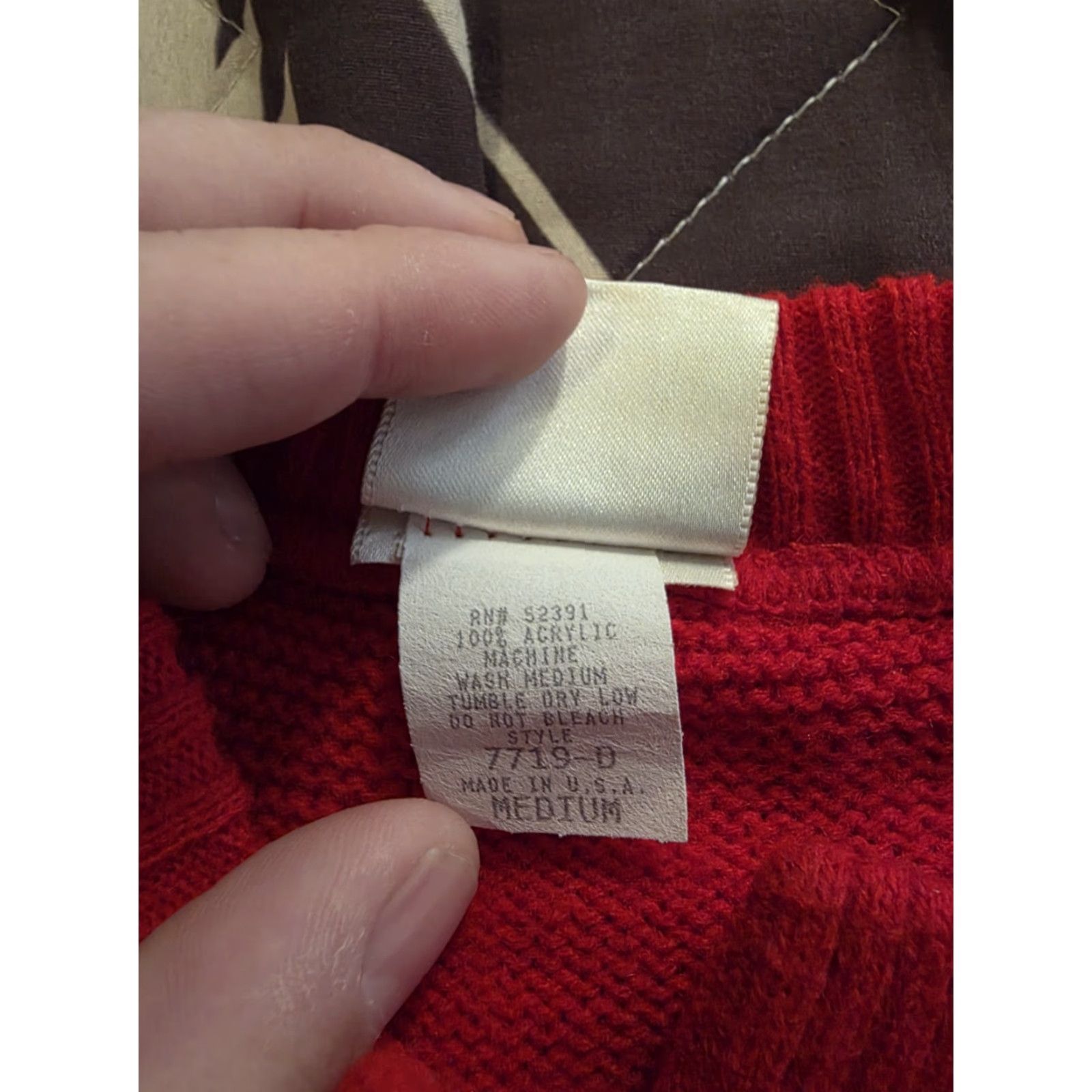 Vintage VINTAGE Copper Key Cardigan Sweater Dalmatian Dogs Knit Little Girl Medium Red 80s Size US M / EU 48-50 / 2 - 4 Thumbnail
