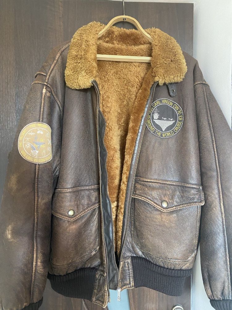 Vintage Carl Vinson Airforce Cruise Leather Bomber Jacket Size US XL / EU 56 / 4 - 1 Thumbnail