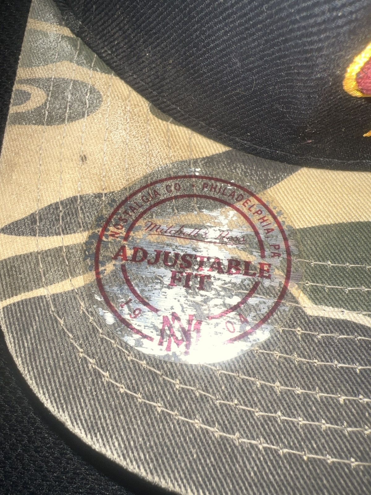 Mitchell & Ness Mitchell & Ness NBA Cleveland Cavaliers Adjustable Snapback Size ONE SIZE - 3 Thumbnail