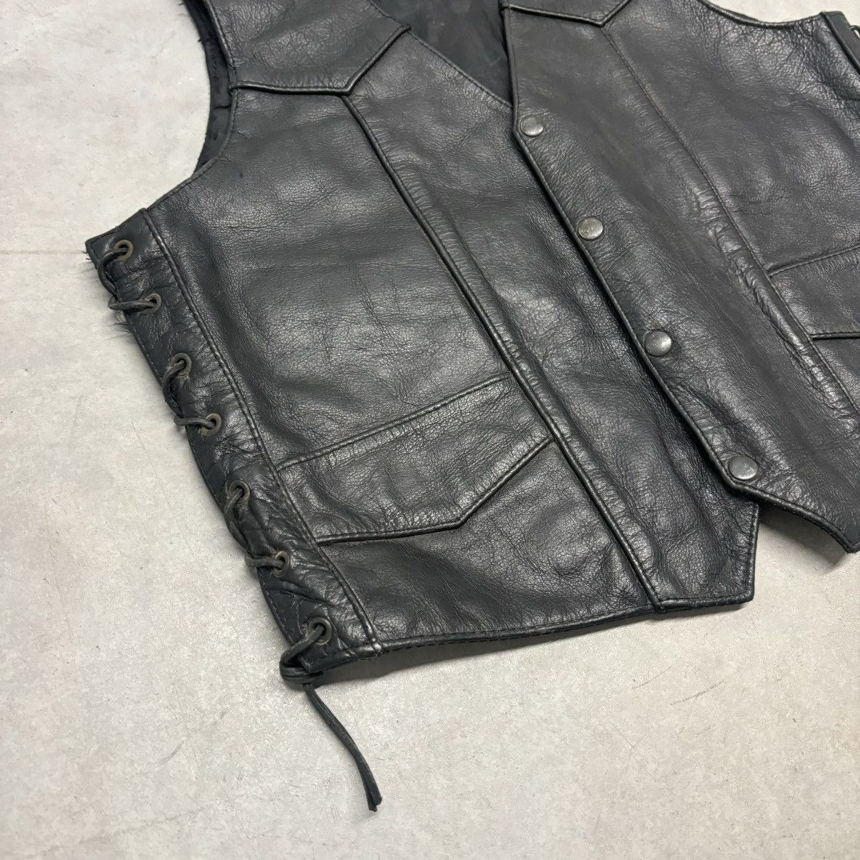 Vintage Vintage 90s Leather Biker Vest Size Large Size US M / EU 48-50 / 2 - 3 Thumbnail