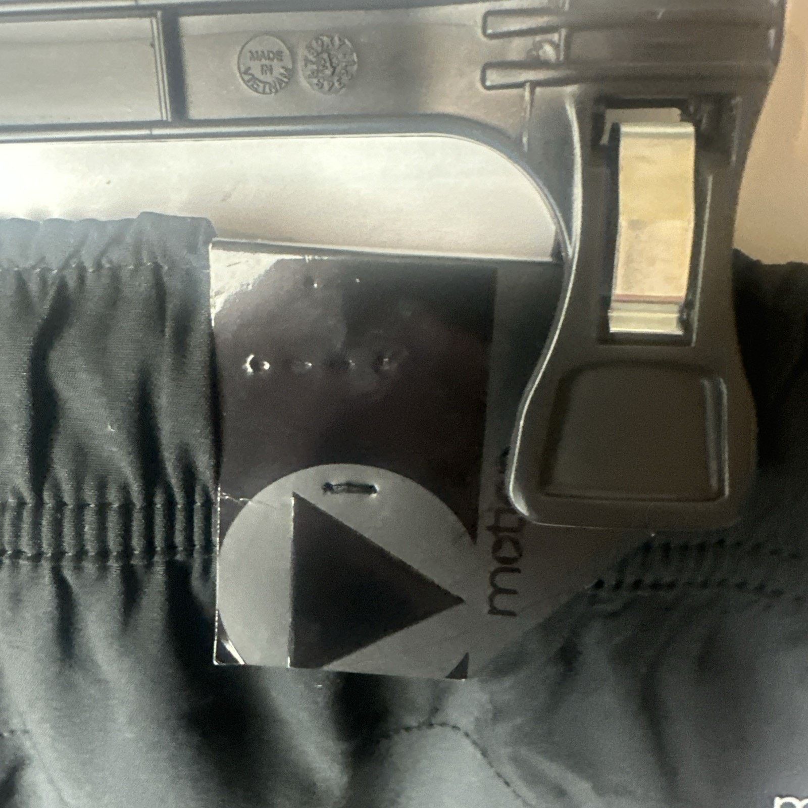 & Other Stories Motion brand Mrsp 55$ Black shorts size small men's Size US 34 / EU 50 - 6 Thumbnail