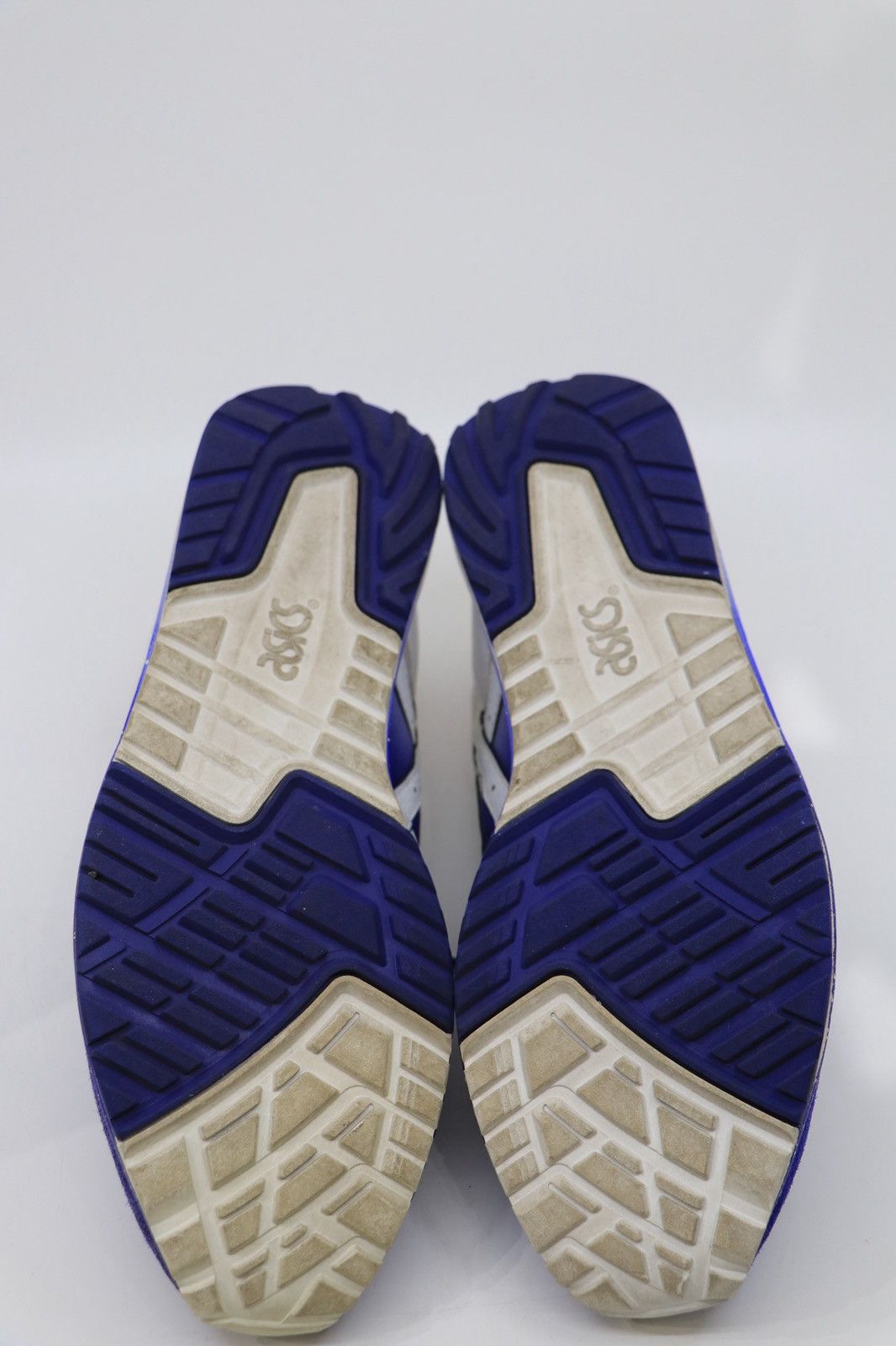 Asics ASICS Gel Saga Cottonmouth Size 10.5 Size US 10.5 / EU 43-44 - 5 Thumbnail