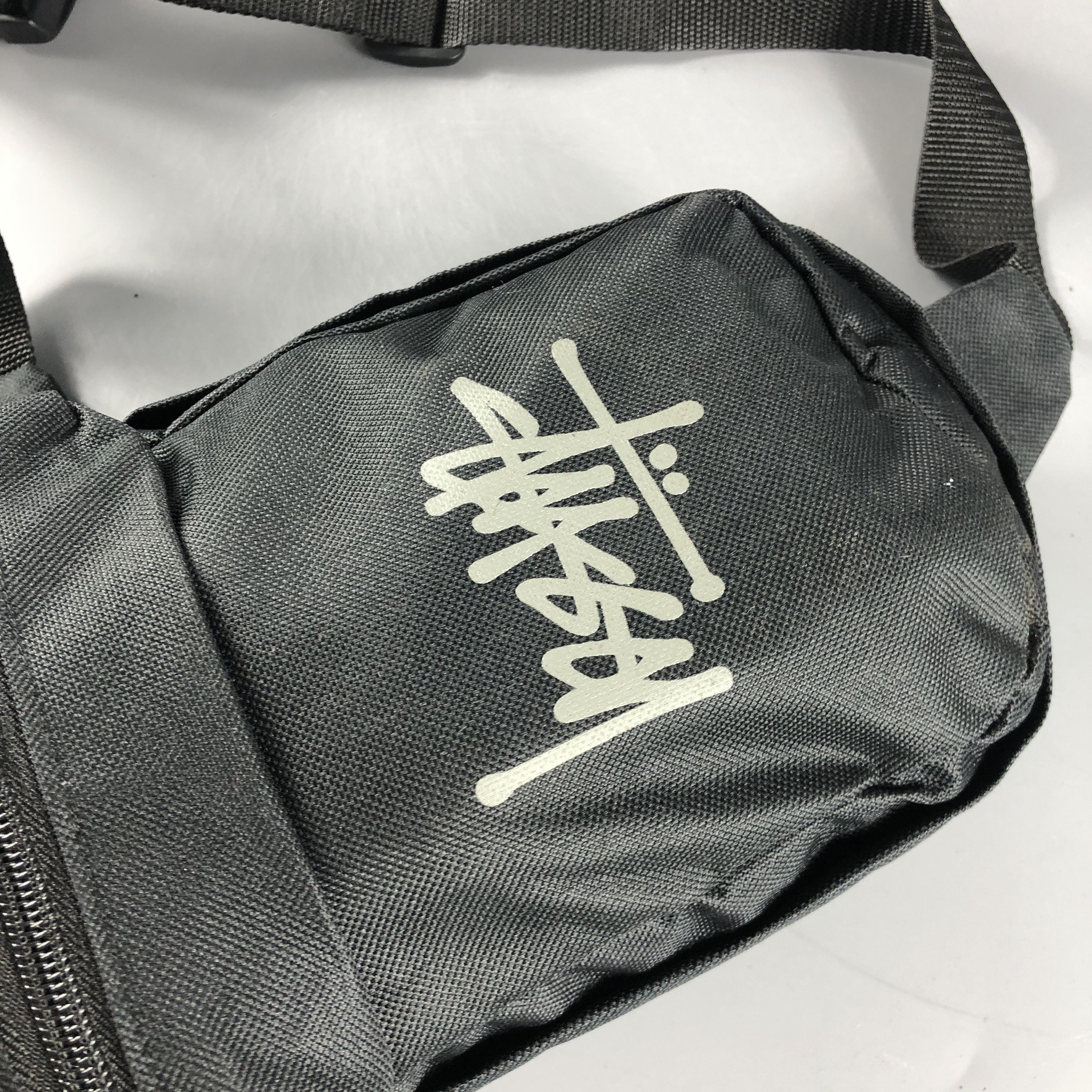 Stussy AUTHENTIC Stussy 🇯🇵 Magazine Troops Crossbody Sling Bag Size ONE SIZE - 4 Thumbnail