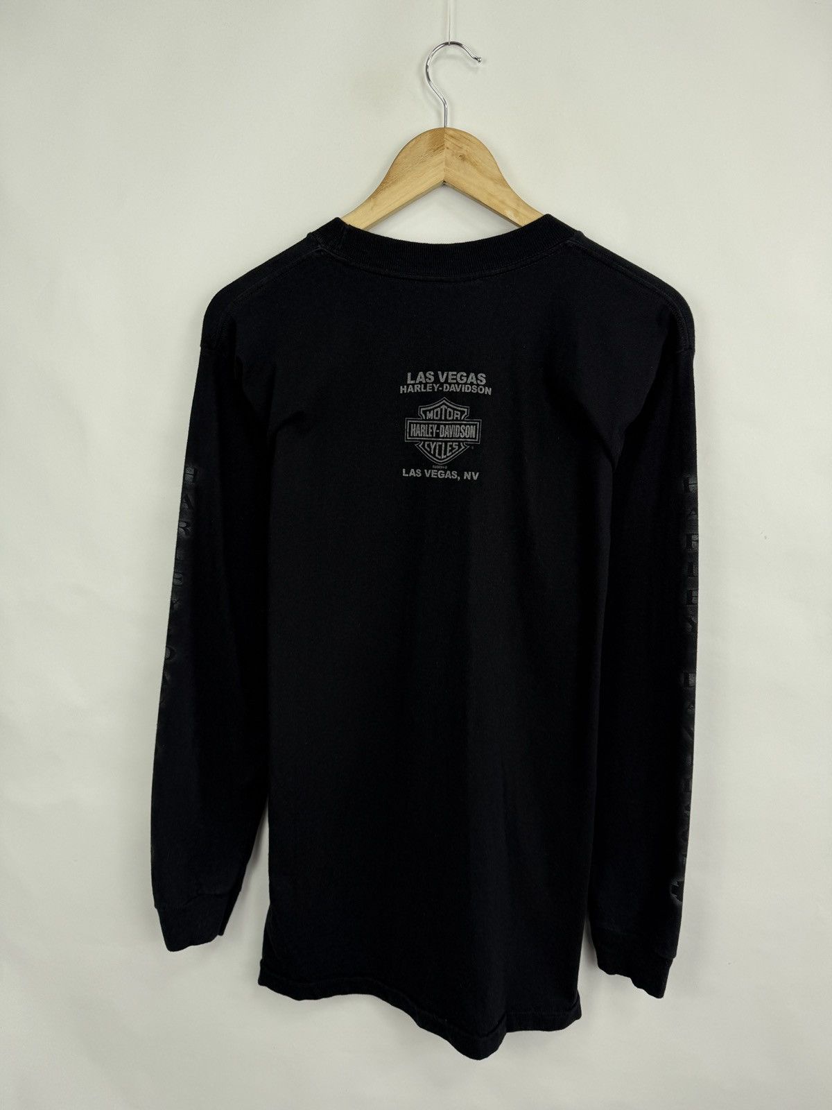 Harley Davidson 🇺🇸Vintage Y2K Harley Davidson Skull Las Vegas 2003 LongSleeve Size US M / EU 48-50 / 2 - 10 Thumbnail