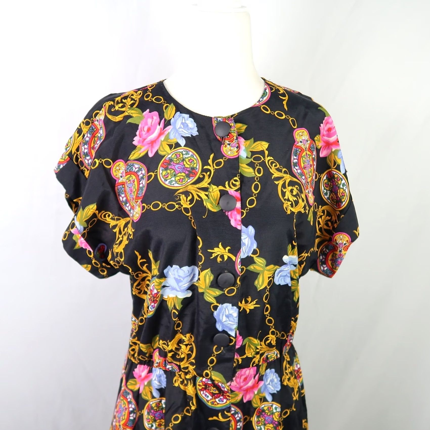 Vintage VINTAGE Laine Shirt Dress Midi 8 Black Pink Rose Floral Chain Print 80s Bohemian Short Sleeve Pockets Size M / US 6-8 / IT 42-44 - 2 Thumbnail