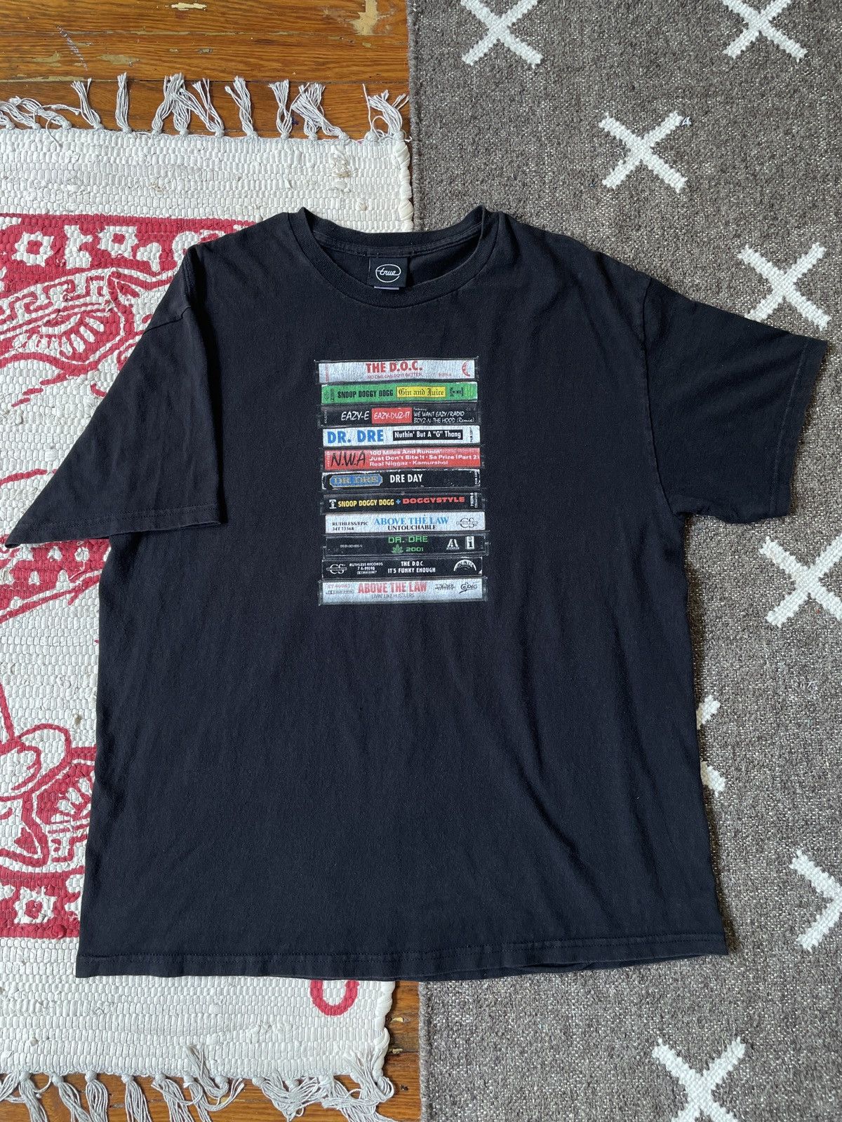 Death Row Records × Dr. Dre × Snoop Dogg DEATH ROW RECORDS ALBUM GRAPHIC SHIRT Size US XL / EU 56 / 4 - 1 Thumbnail