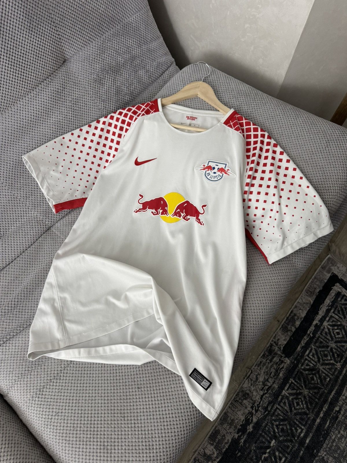 Nike × Red Bull Nike RB Leipzig 2017 2018 Soccer Jersey Size US XL / EU 56 / 4 - 6 Thumbnail