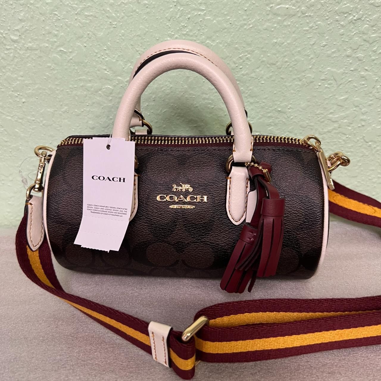 Coach Lacey Crossbody In Signature Canvas cb874