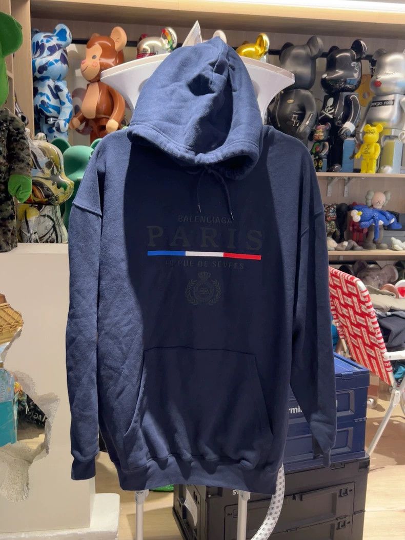 Balenciaga Balenciaga Navy Blue Embroidered Letter Hoodie Size S New Size US S / EU 44-46 / 1 - 1 Thumbnail