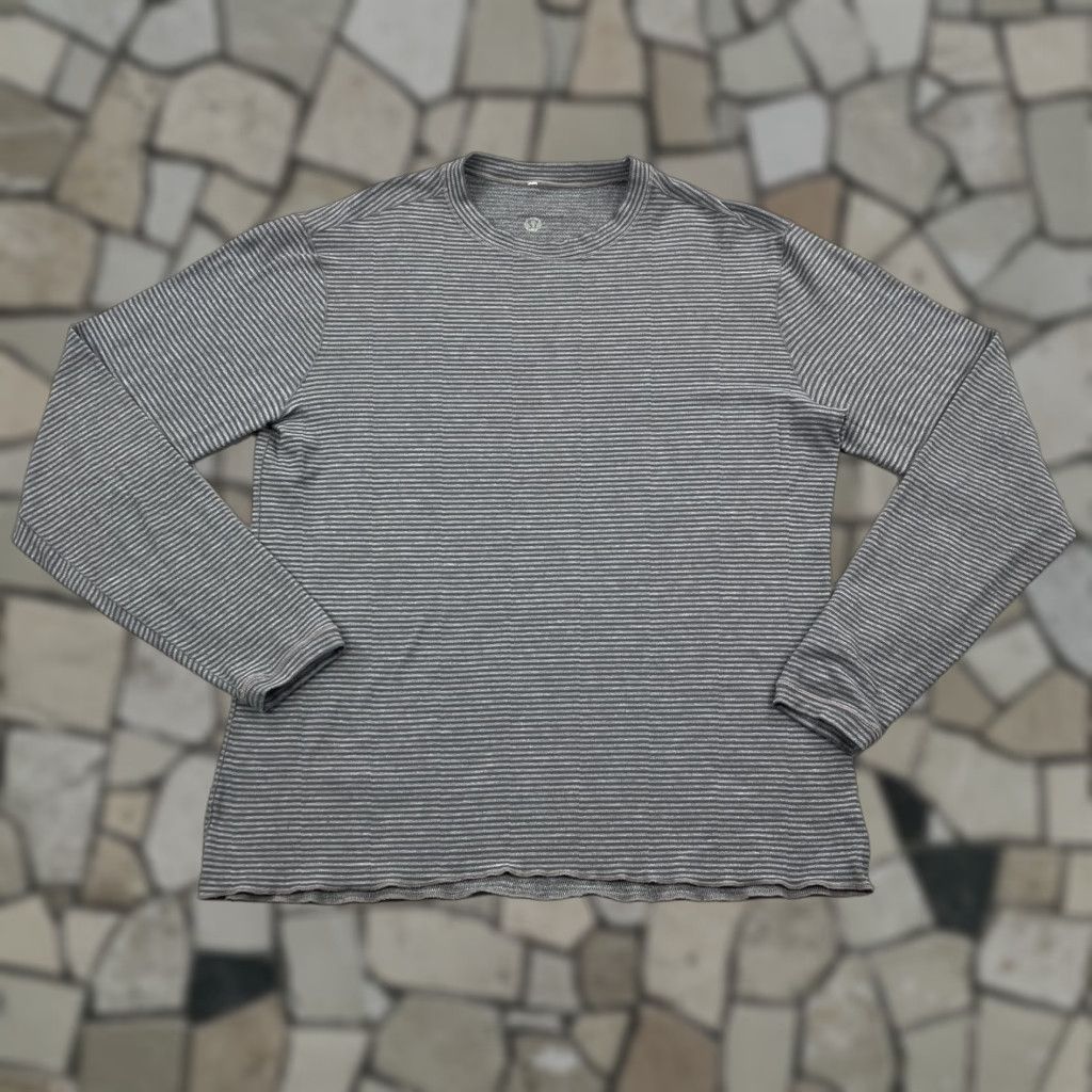 Lululemon Lululemon Sweater Mens Large Gray Stripes Crewneck Pullover Knit Shirt Warmup Shirt Size US L / EU 52-54 / 3 - 1 Thumbnail