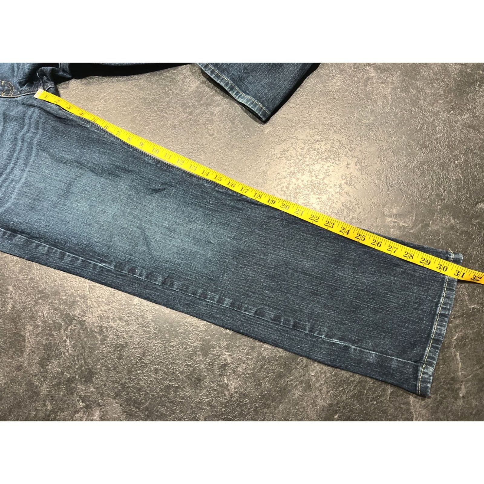 Ariat Ariat Jeans M5 Slim Straight 36x32 Mens Blue Denim Medium 5-Pocket Cowboy Workwear Logo Buffallo Nickel zipper button Leather none? Size US 36 / EU 52 - 6 Thumbnail