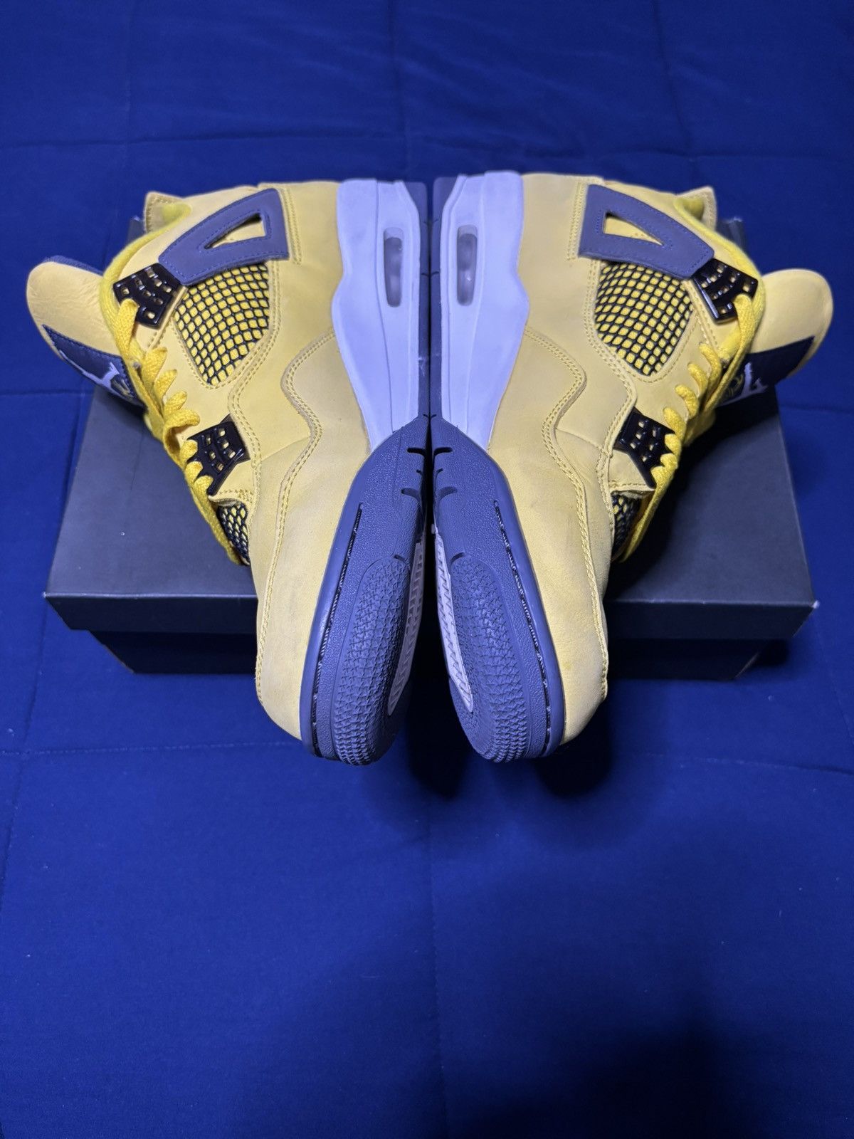 Jordan Brand Jordan 4 Retro Lightning 2021 Size 11 Size US 11 / EU 44 - 3 Thumbnail