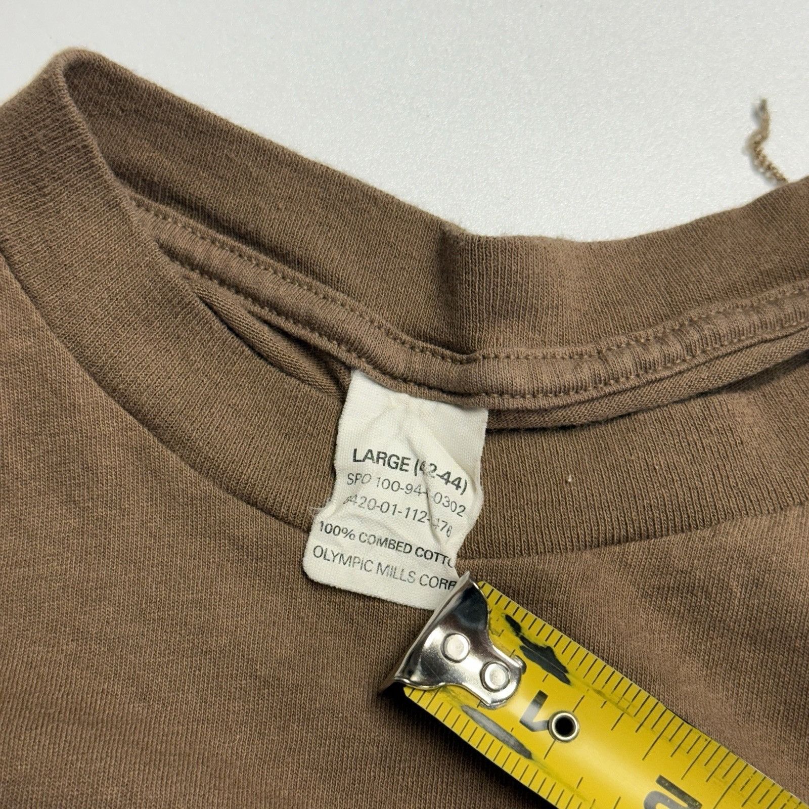 Vintage Vintage Military Brown Blank T Shirt Mens Large 90s Olympic Size US L / EU 52-54 / 3 - 6 Thumbnail
