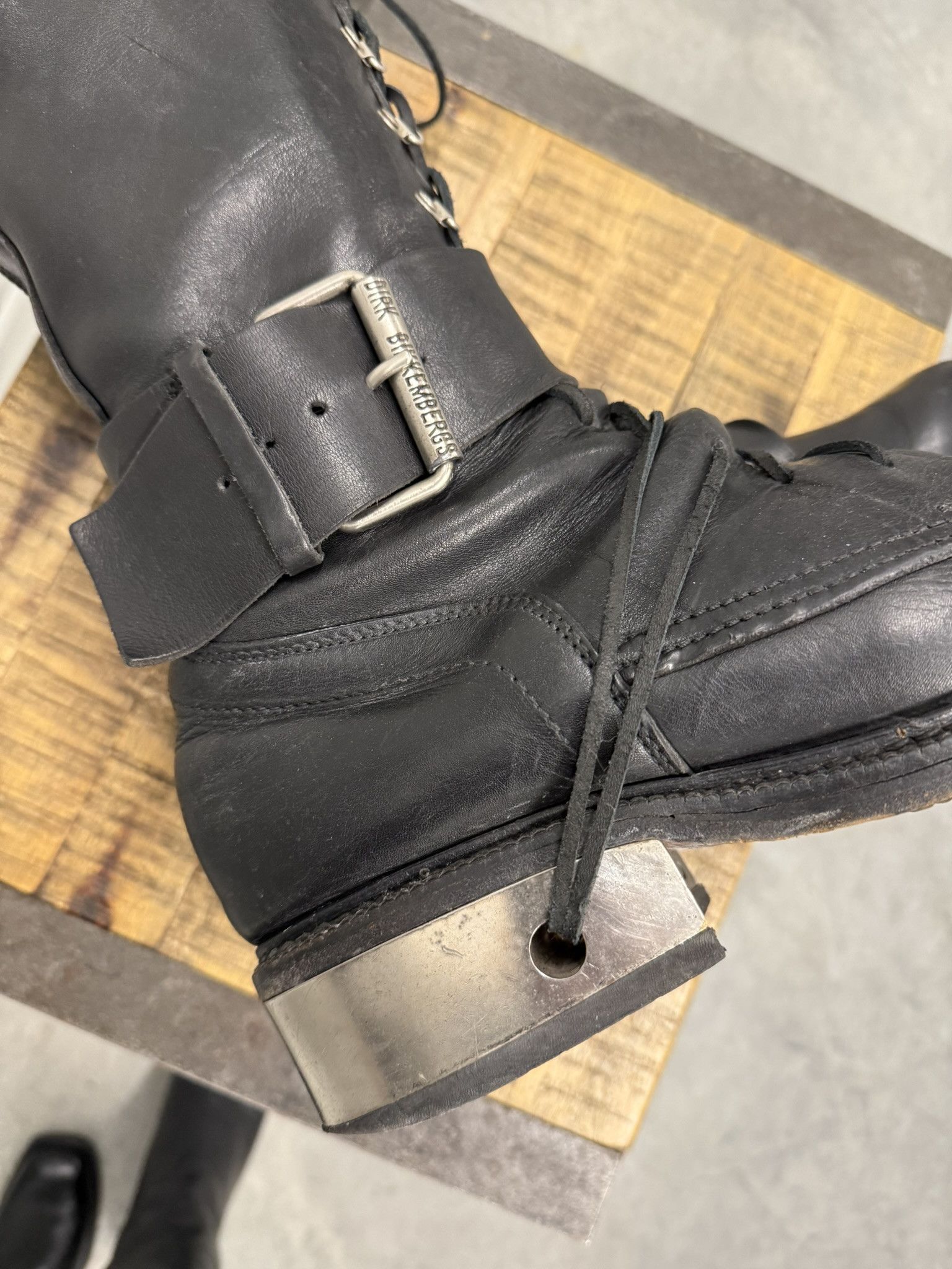 Dirk Bikkembergs Dirk Bikkembergs knee-high buckled Metal Heels Size US 12 / EU 45 - 13 Thumbnail