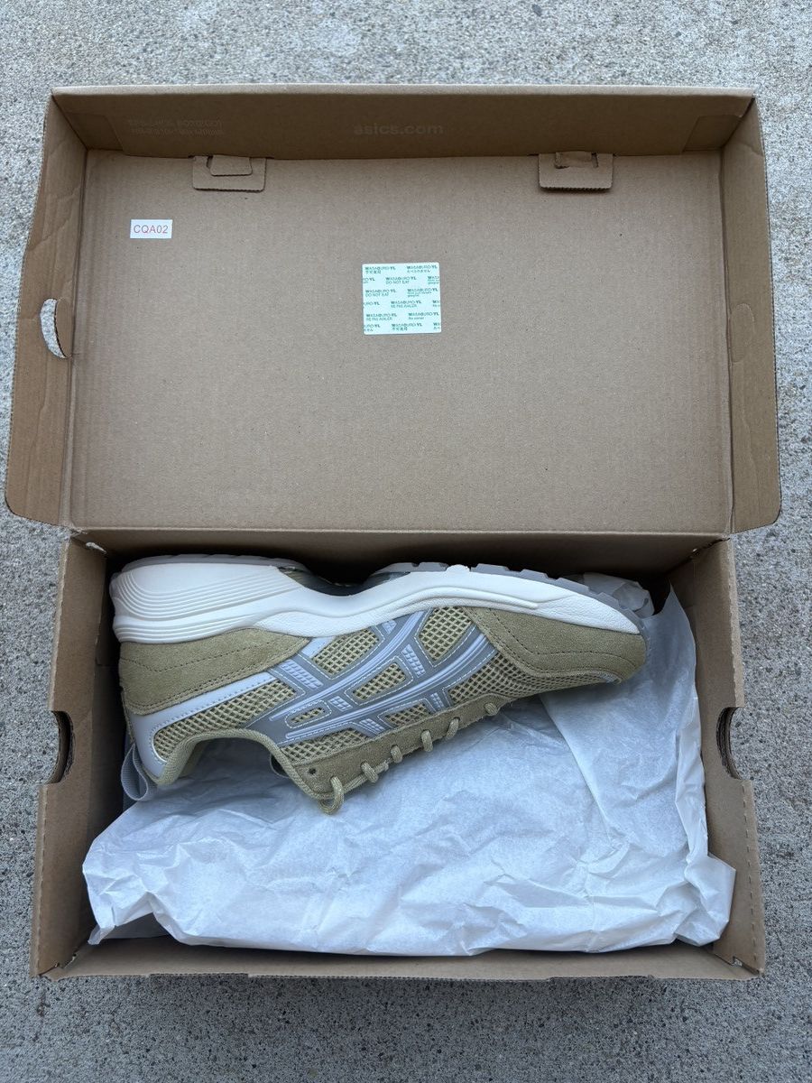 Asics DS ASICS Gel-1090v2 Khaki Biege Oyster Women’s Size 7M, 8.5W Size US 8.5 / IT 38.5 - 4 Thumbnail