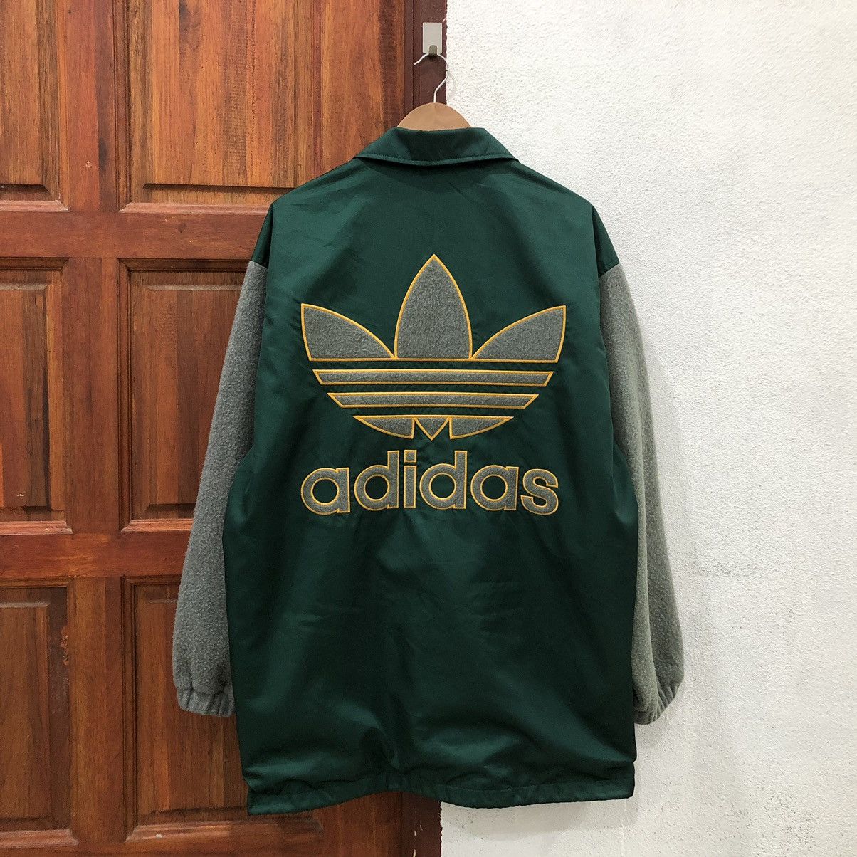 Adidas × Vintage Adidas Big Logo Coach Button Jacket Size US L / EU 52-54 / 3 - 2 Thumbnail