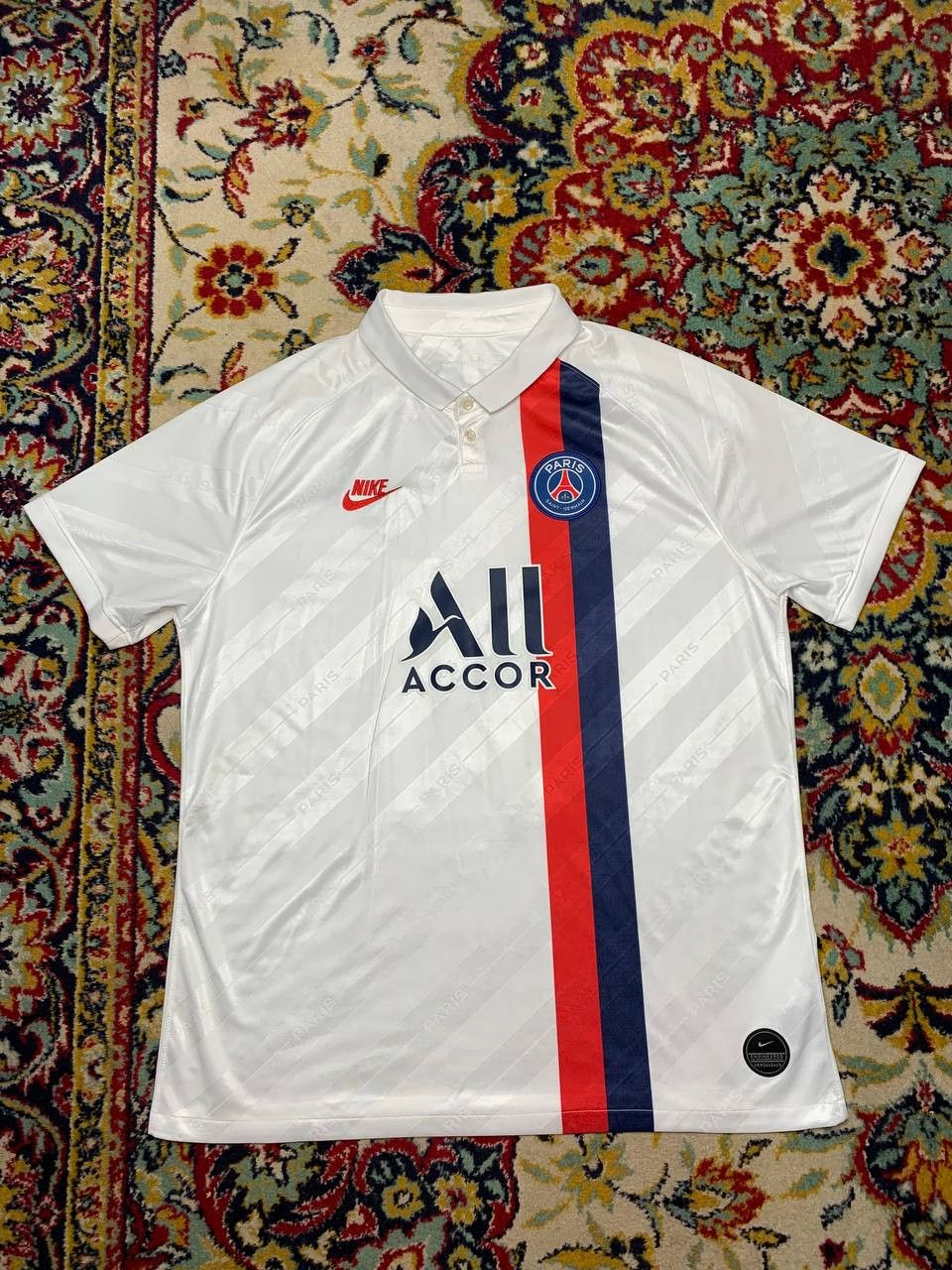 Nike 2019/2020 Paris Saint Germain Herrera 3rd Soocer Jersey Size US XL / EU 56 / 4 - 1 Thumbnail