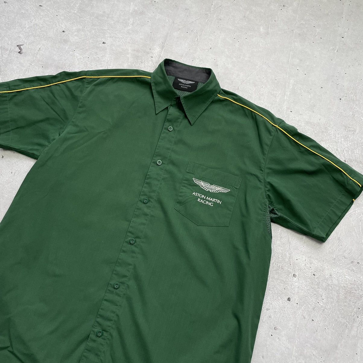 Vintage Vintage Aston Martin shirt formula 1 racing t shirt Size US M / EU 48-50 / 2 - 6 Thumbnail