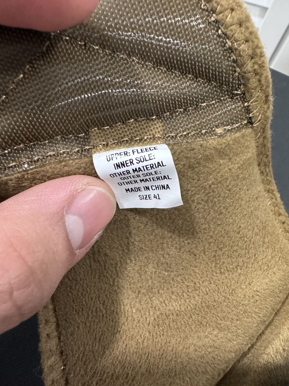 Yeezy Yeezy Season 7 Fleece Slide (Trench) Size US 8 / EU 41 - 8 Thumbnail