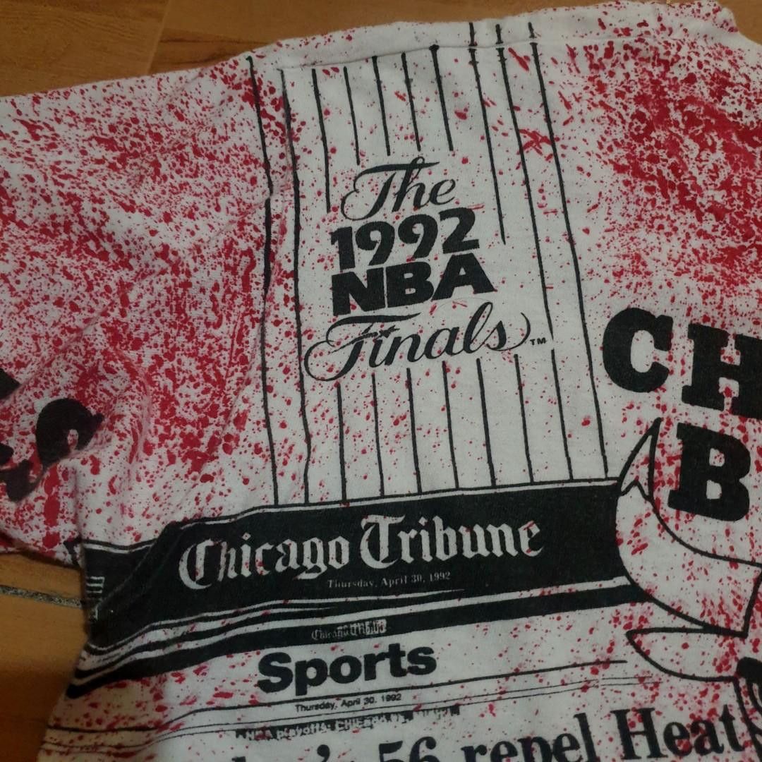 NBA × Vintage Chicago Bulls Vintage 1992 AOP World Champions Tee Size XL Size US XL / EU 56 / 4 - 4 Thumbnail