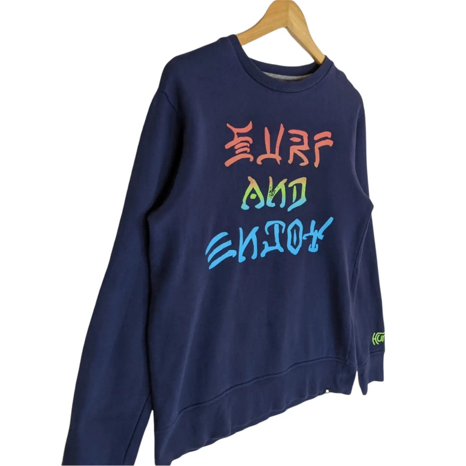 Hurley HURLEY Surf And Enjoy Spell Out Jumper Sweatshirt Size US S / EU 44-46 / 1 - 2 Thumbnail