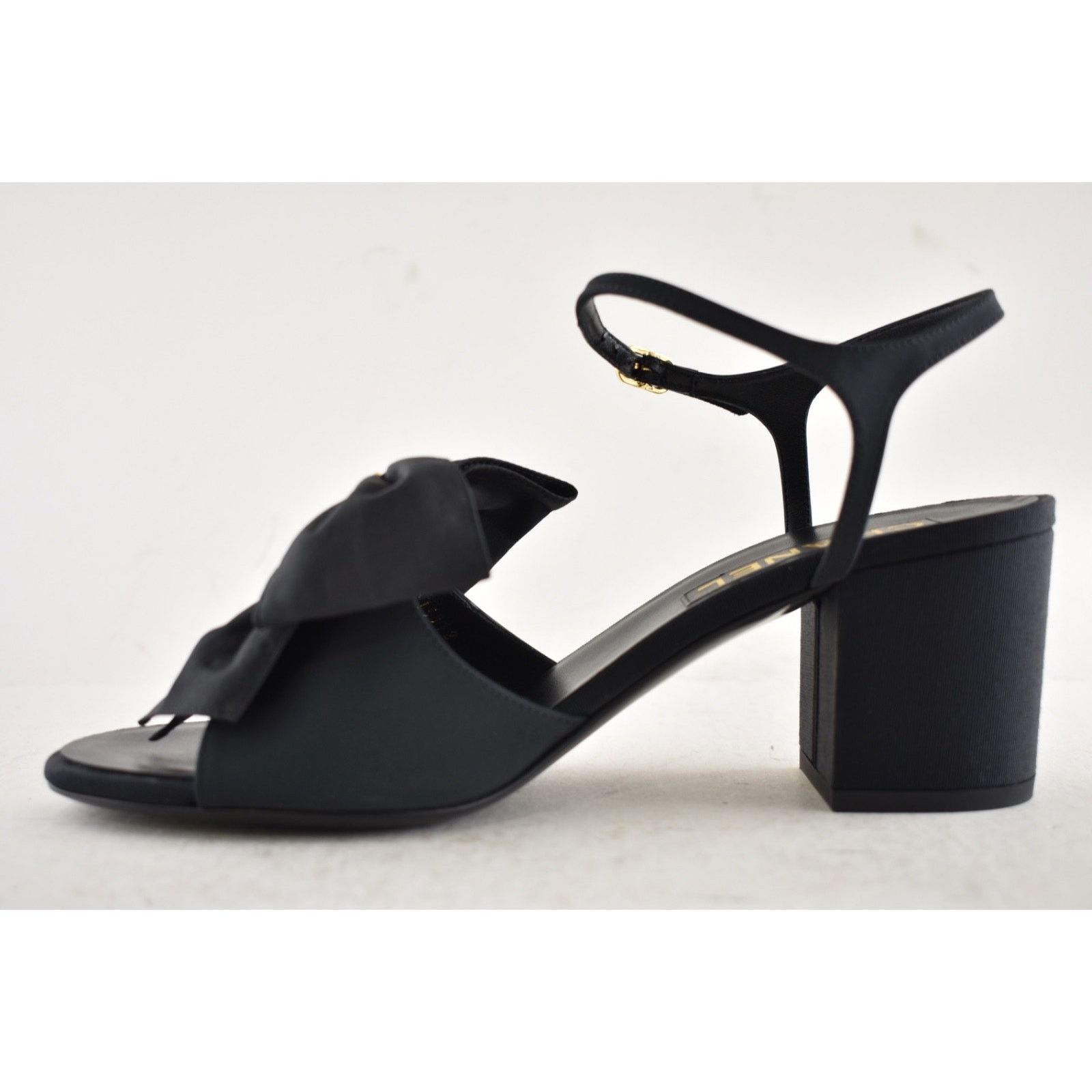 Chanel Chanel 24A Silk Bow Crystal CC Logo Ankle Strap Block Heel Size US 12 / IT 42 - 14 Thumbnail