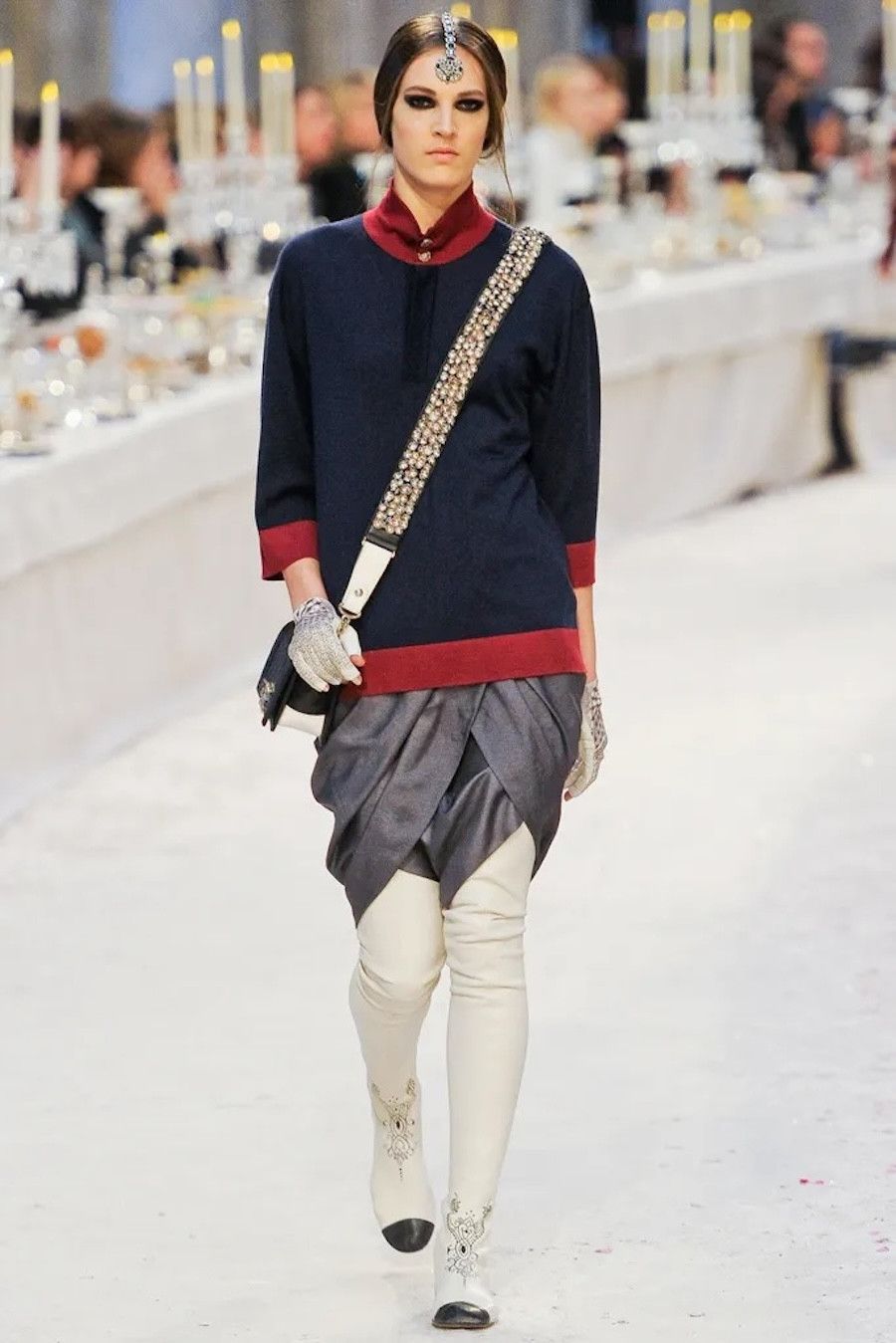 Chanel Chanel Pre-Fall 2012 Alpaca Elephant Button Sweater Size S / US 4 / IT 40 - 2 Thumbnail